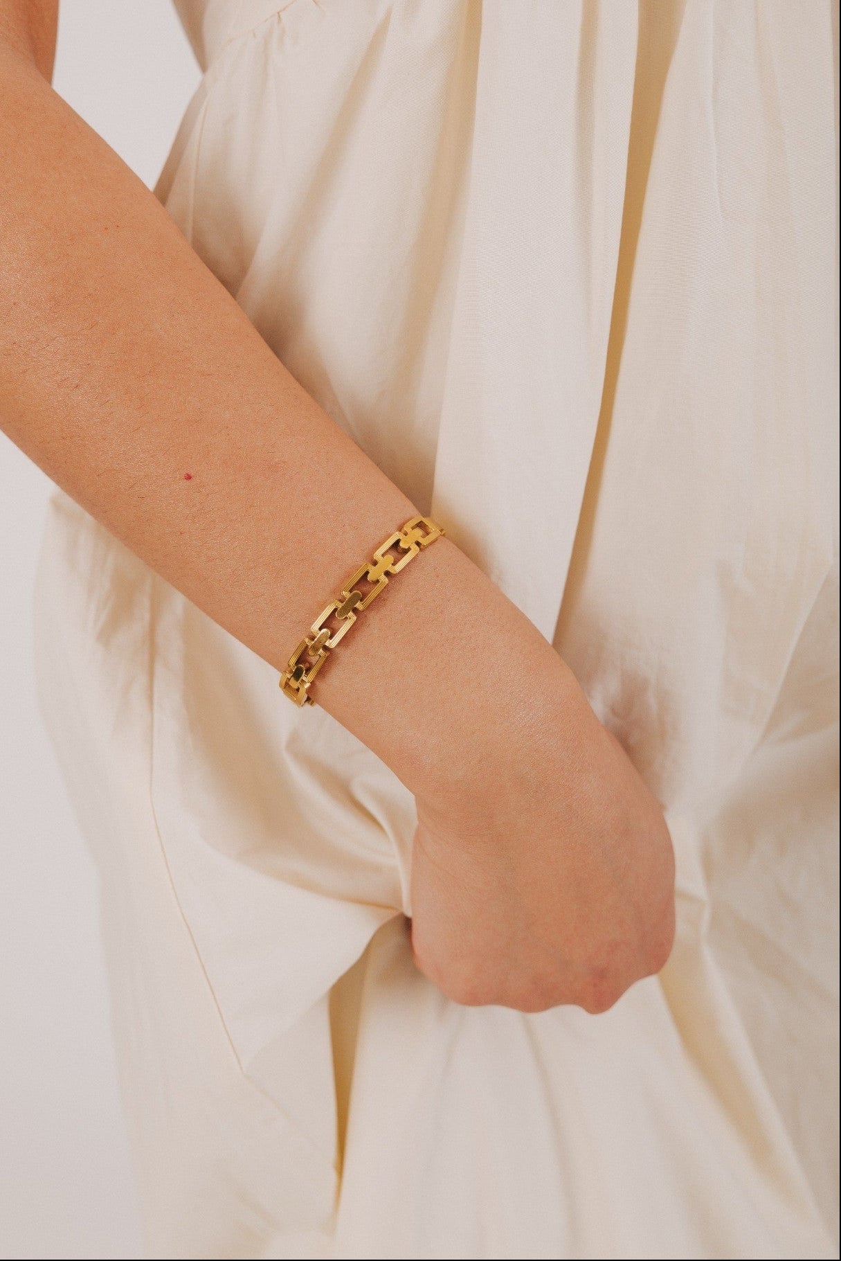 18K gold solid chain bracelet