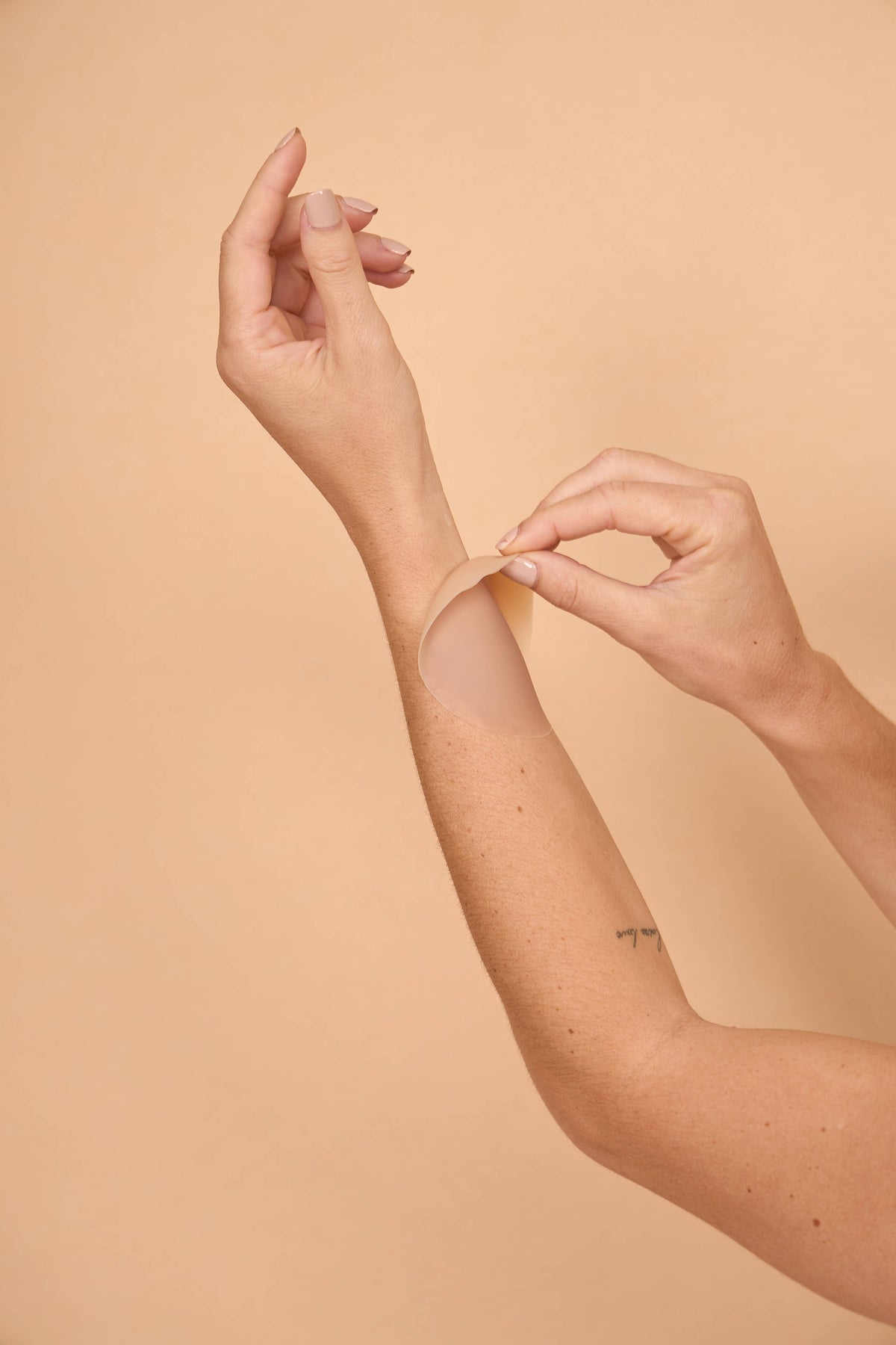 BARE BABE - Adhesive Nipple Covers