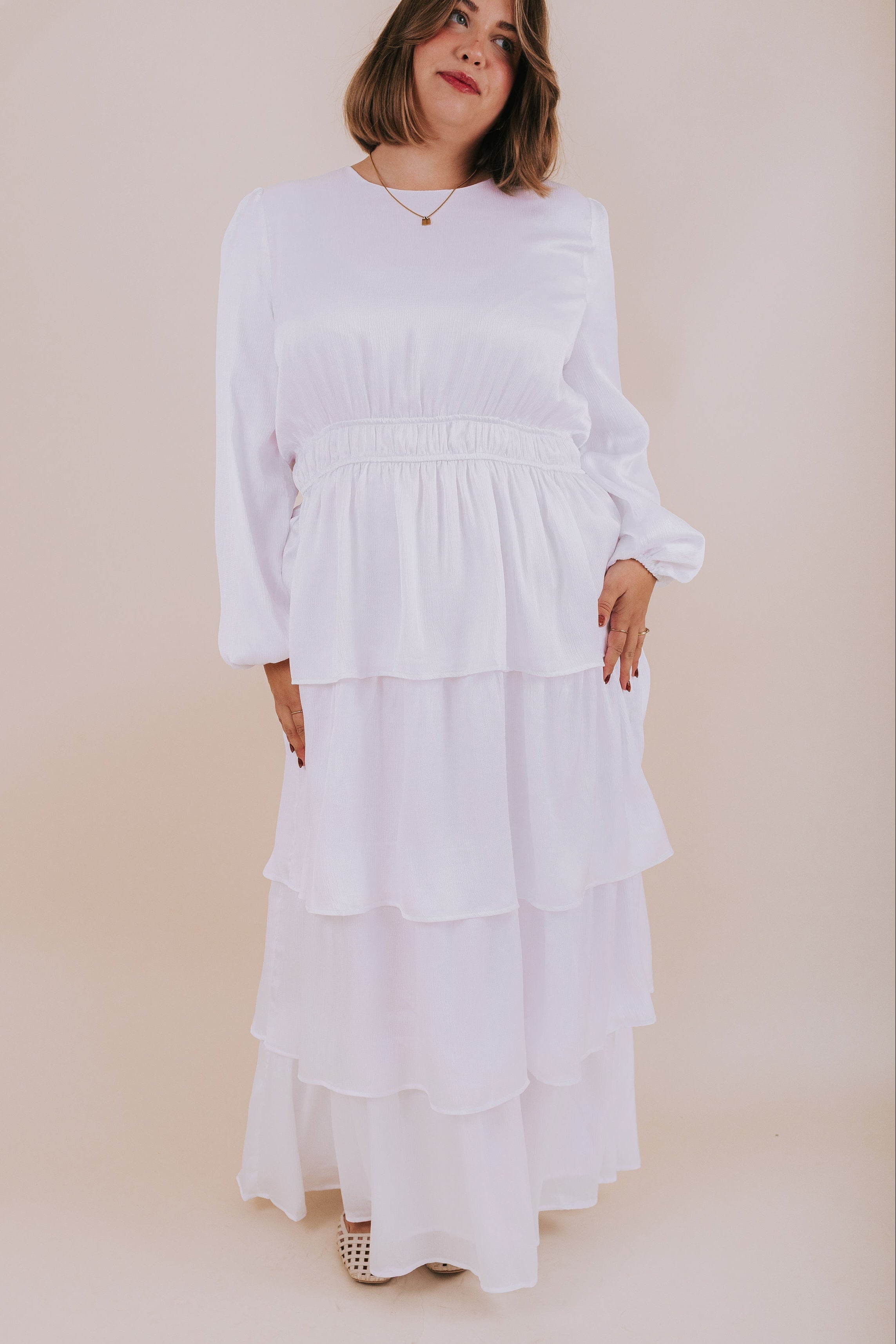 PLUS SIZE - The White: Whitney