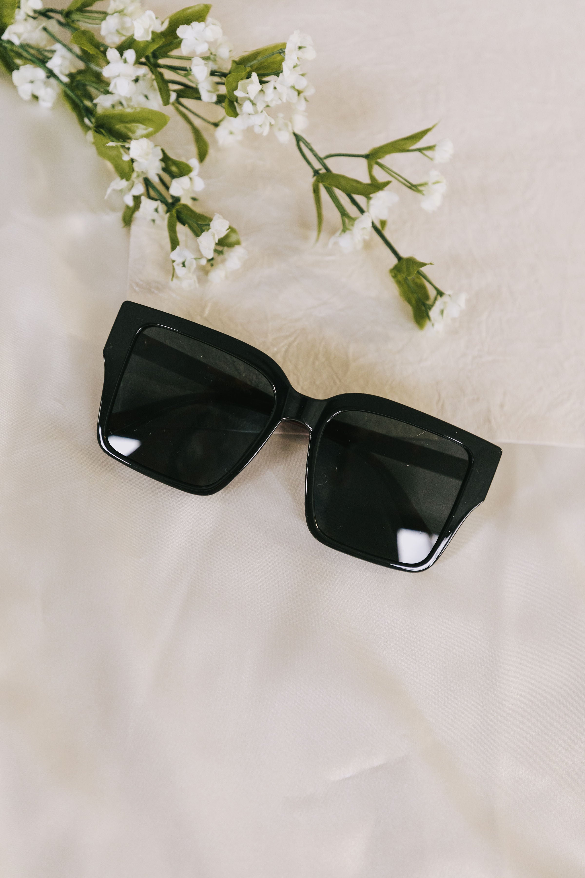 Anna Sunglasses - 2 Colors!