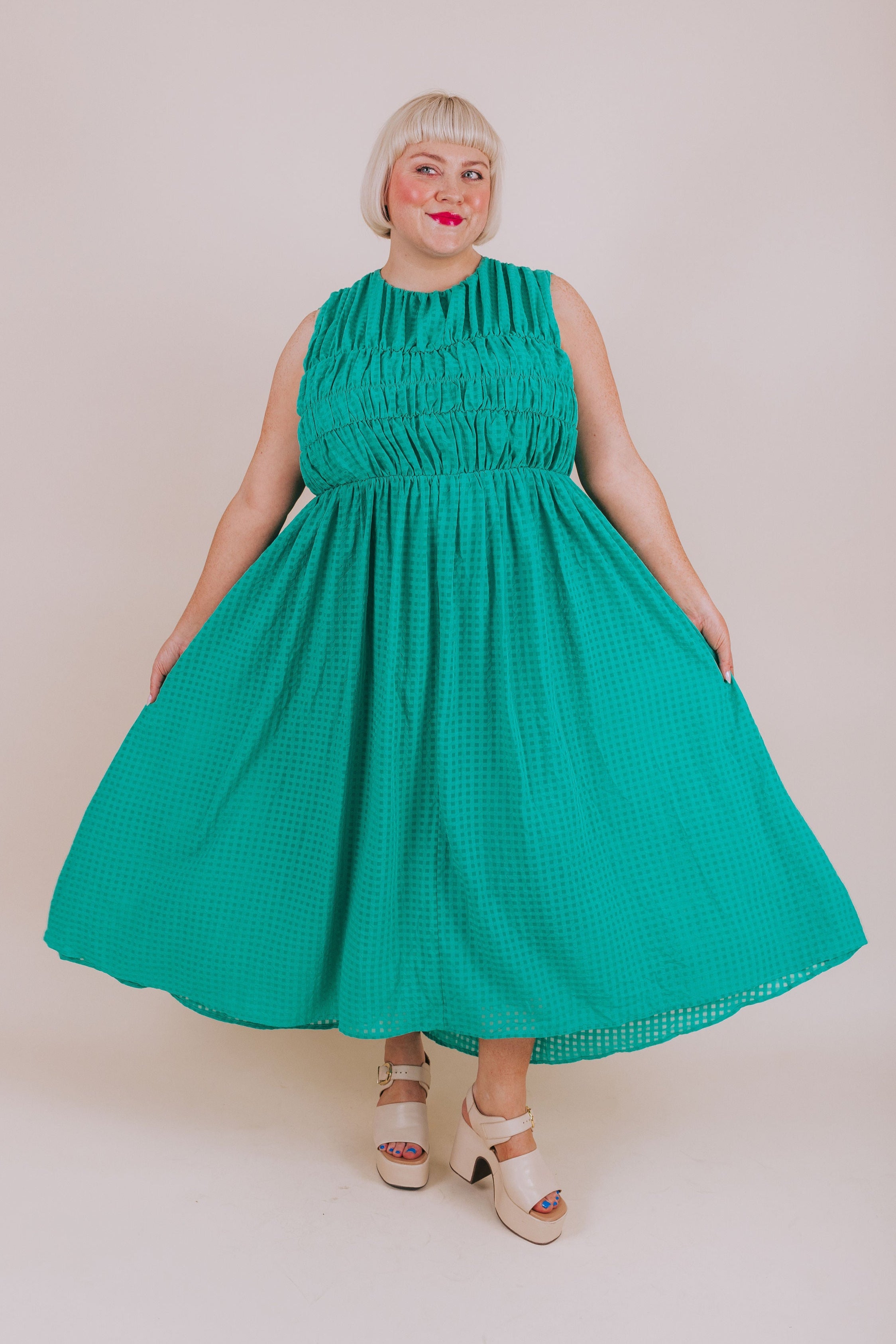 PLUS SIZE - Emerald Enchantress Dress