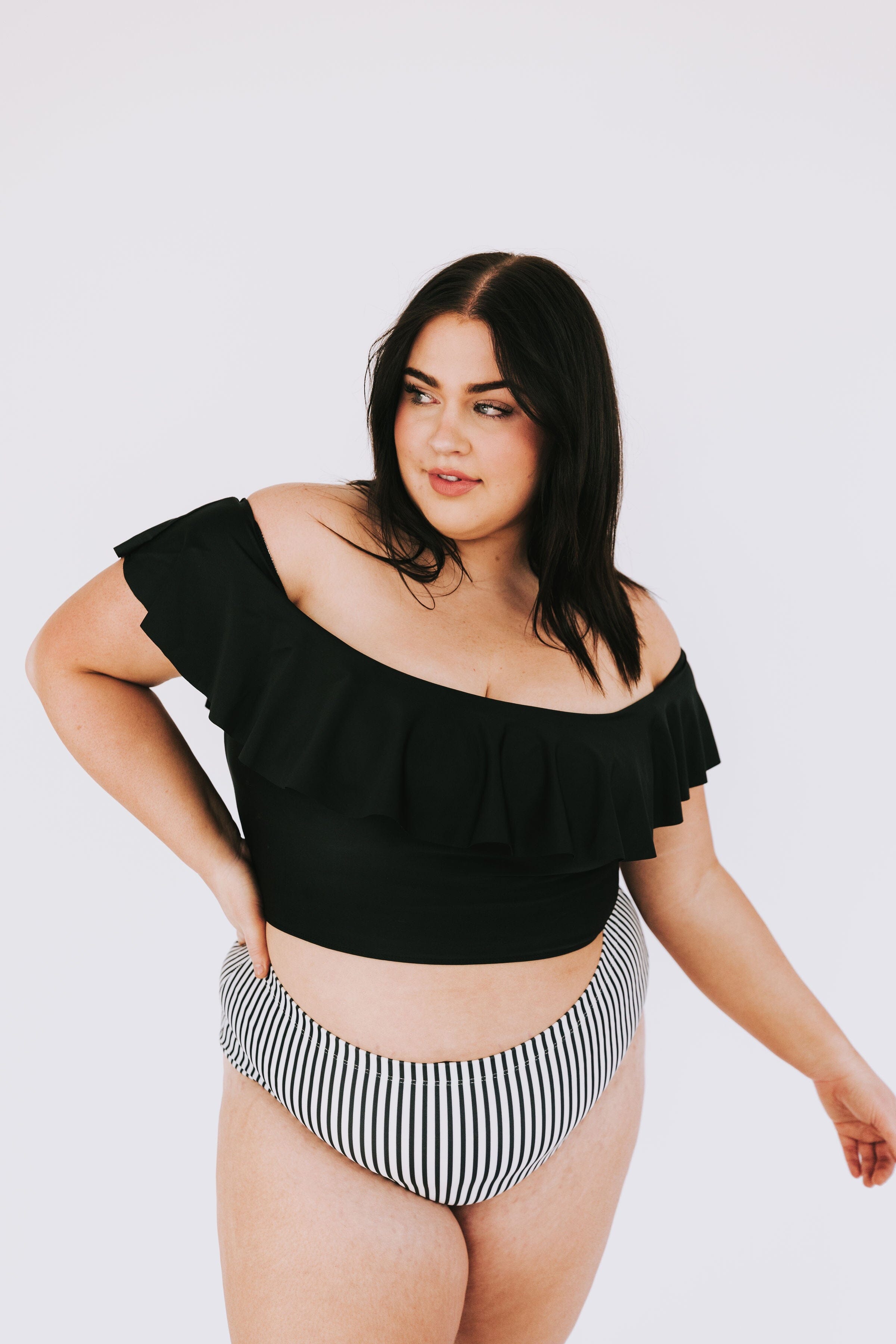 ONE LOVED BABE - Montego Top - 3 Colors