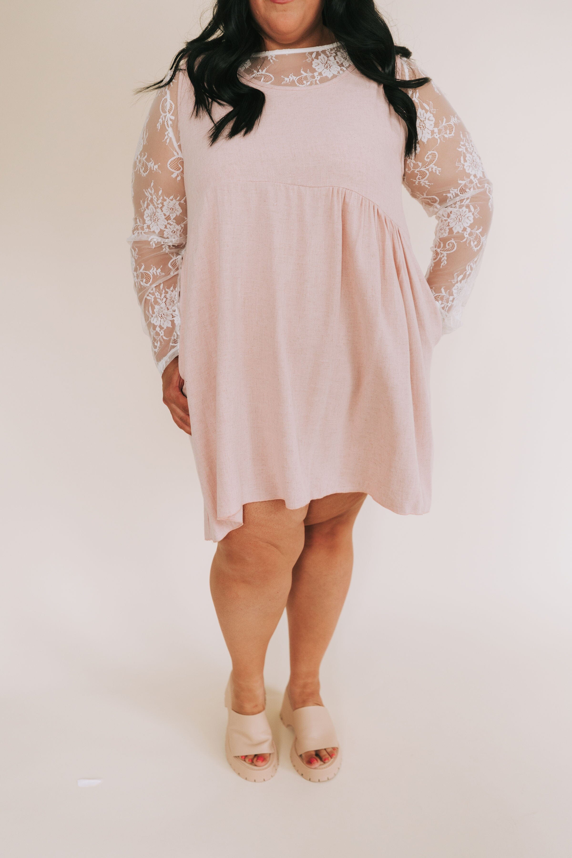 PLUS SIZE - On My Way Dress