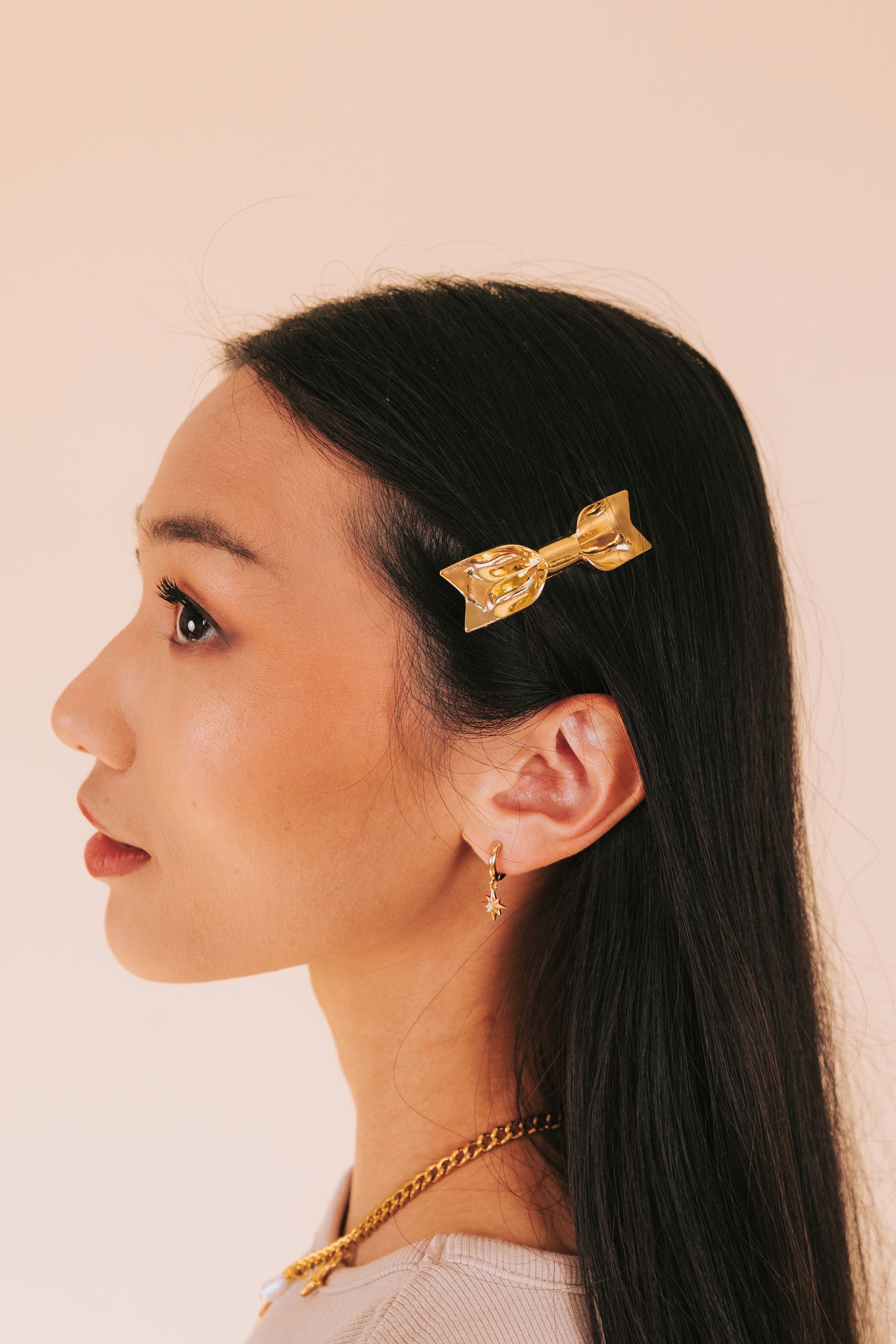 Missing Out Bow Clips