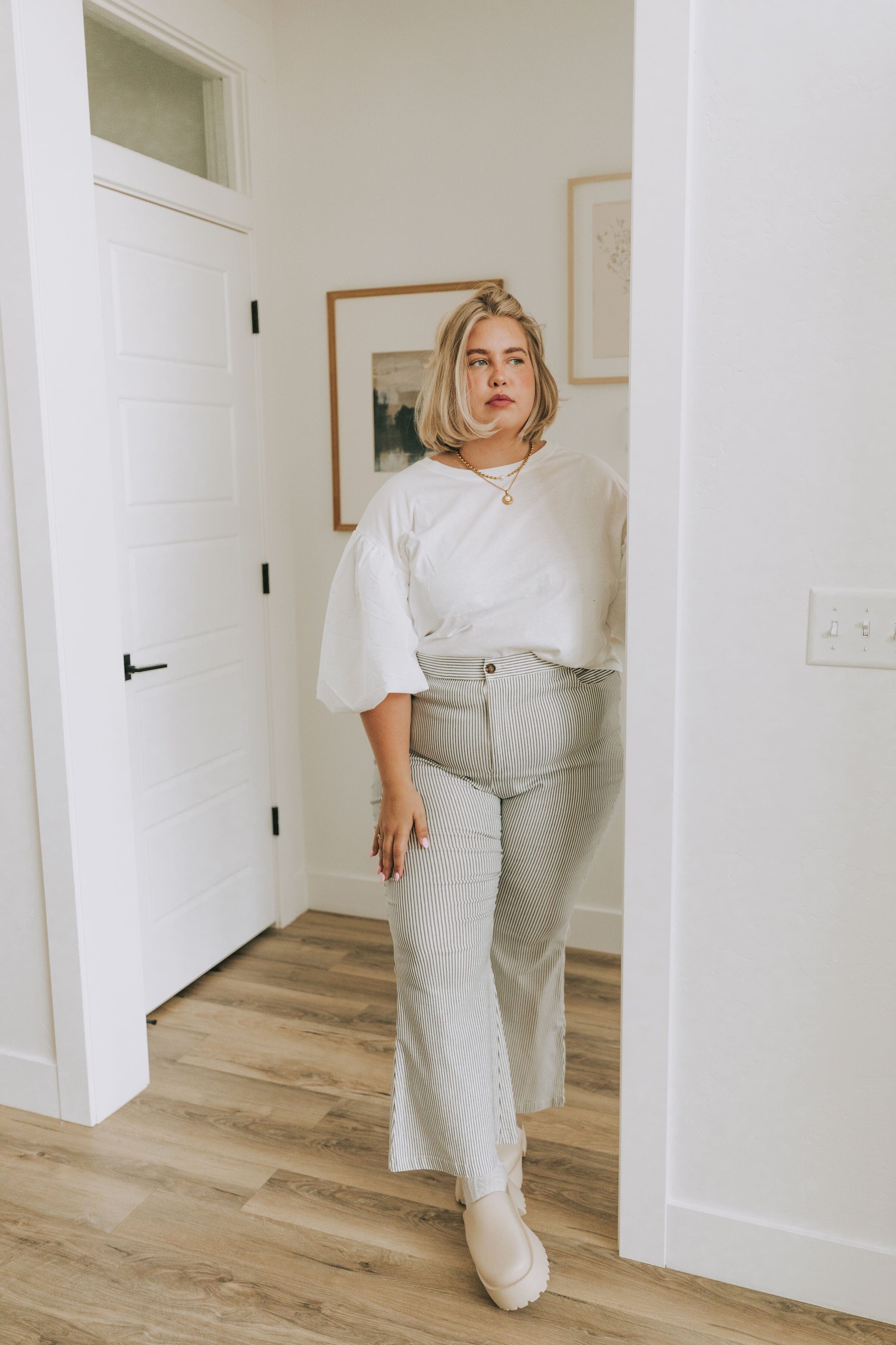 PLUS SIZE - Fine Line Pants