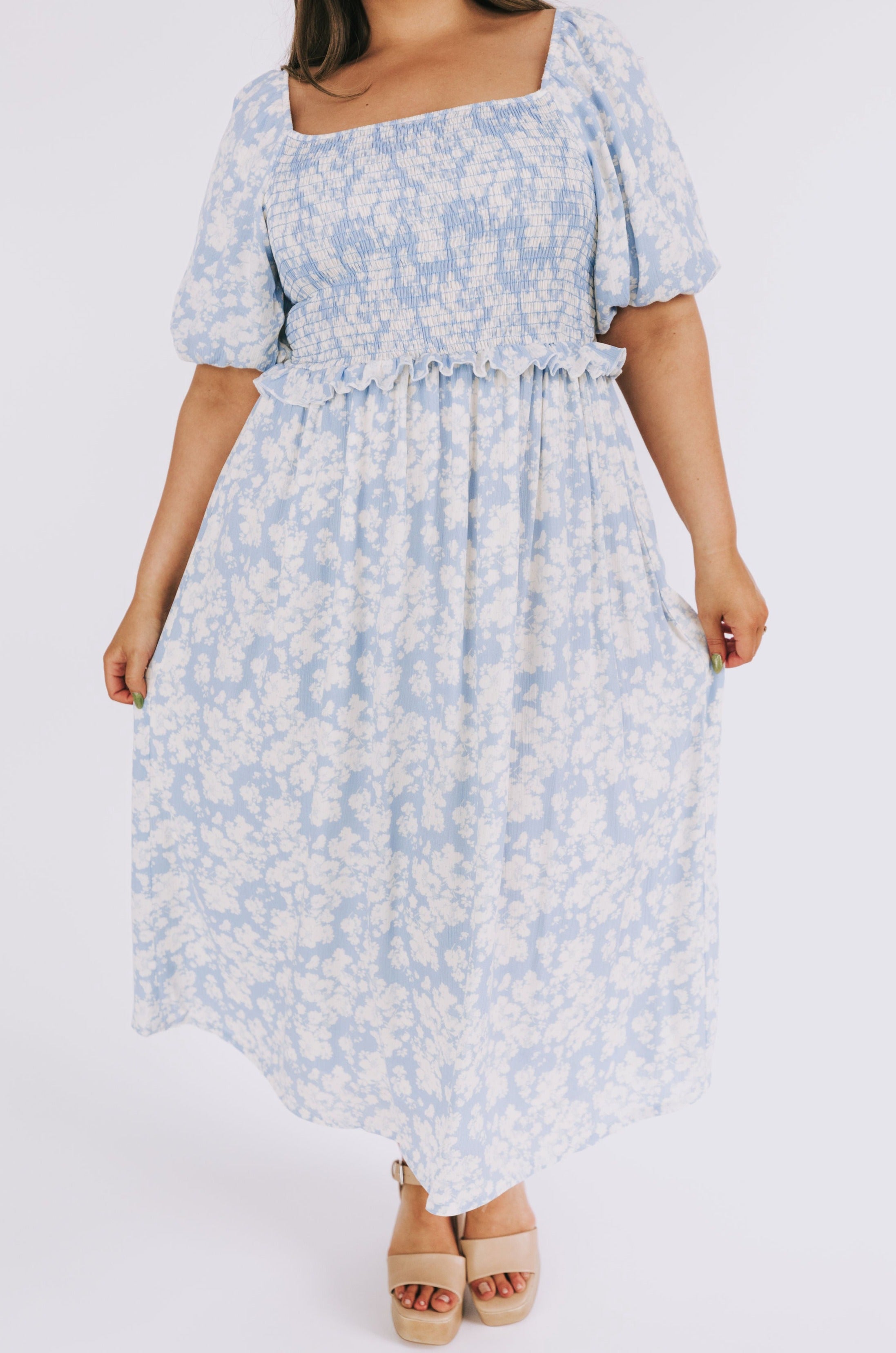 PLUS SIZE - Skyfall Dress