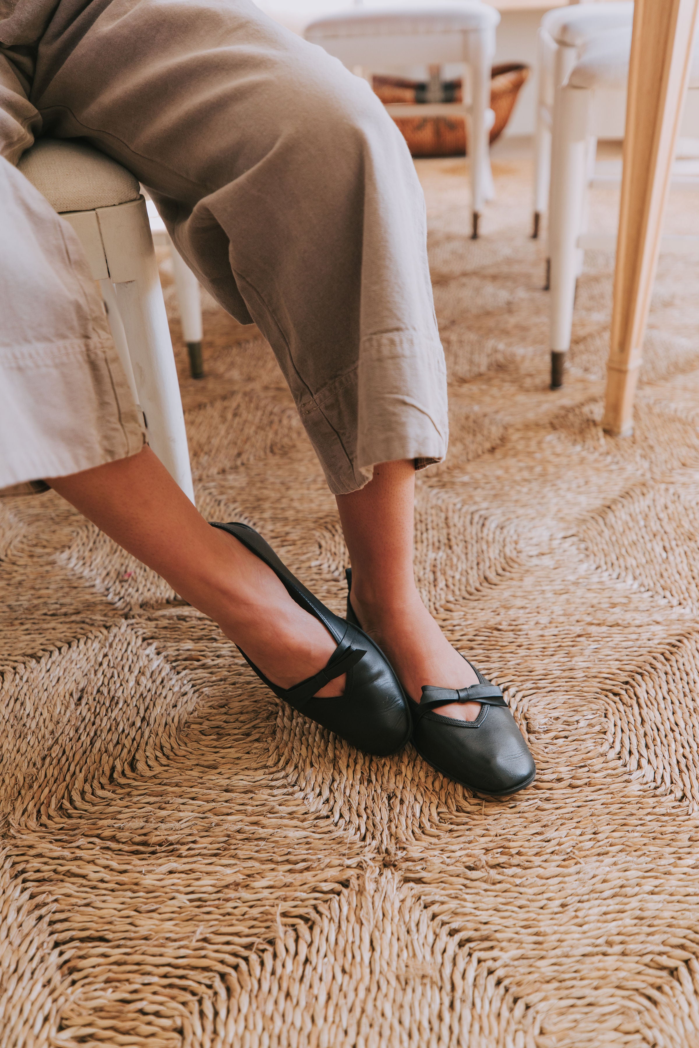 FREE PEOPLE - Mania Bow Flat