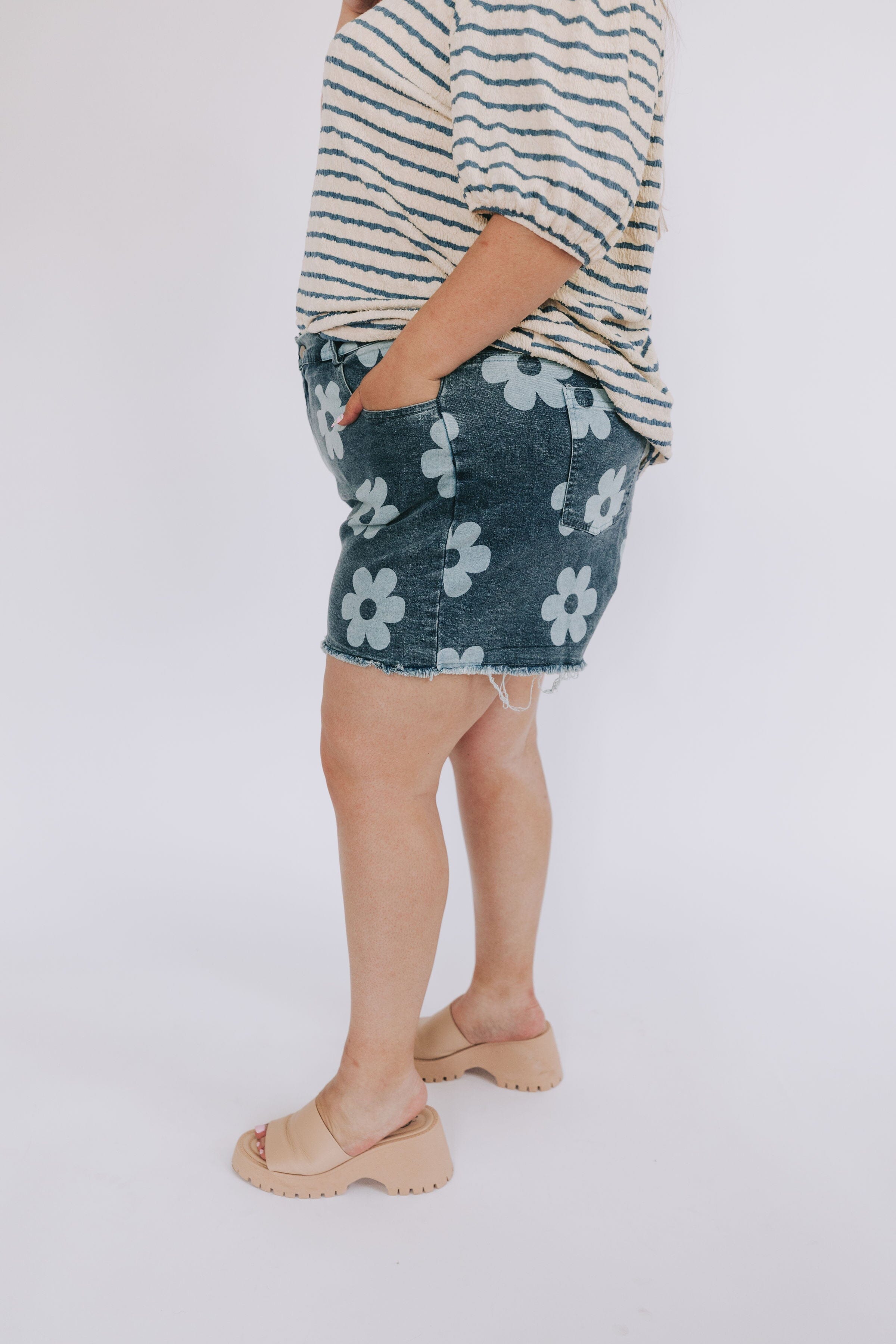 PLUS SIZE - Summer Love Shorts