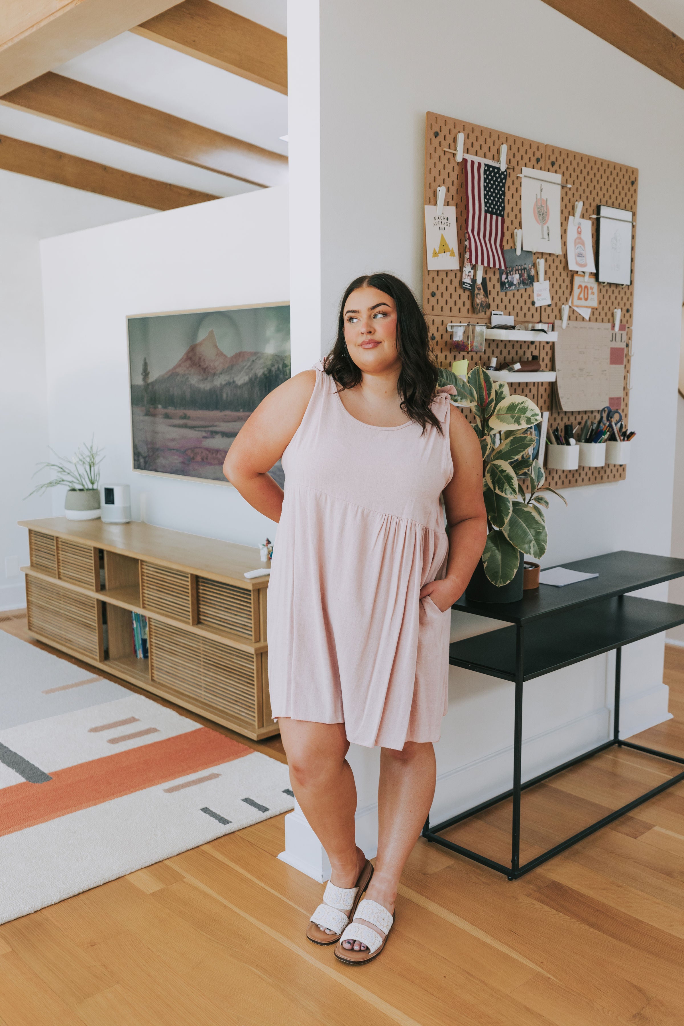PLUS SIZE - On My Way Dress