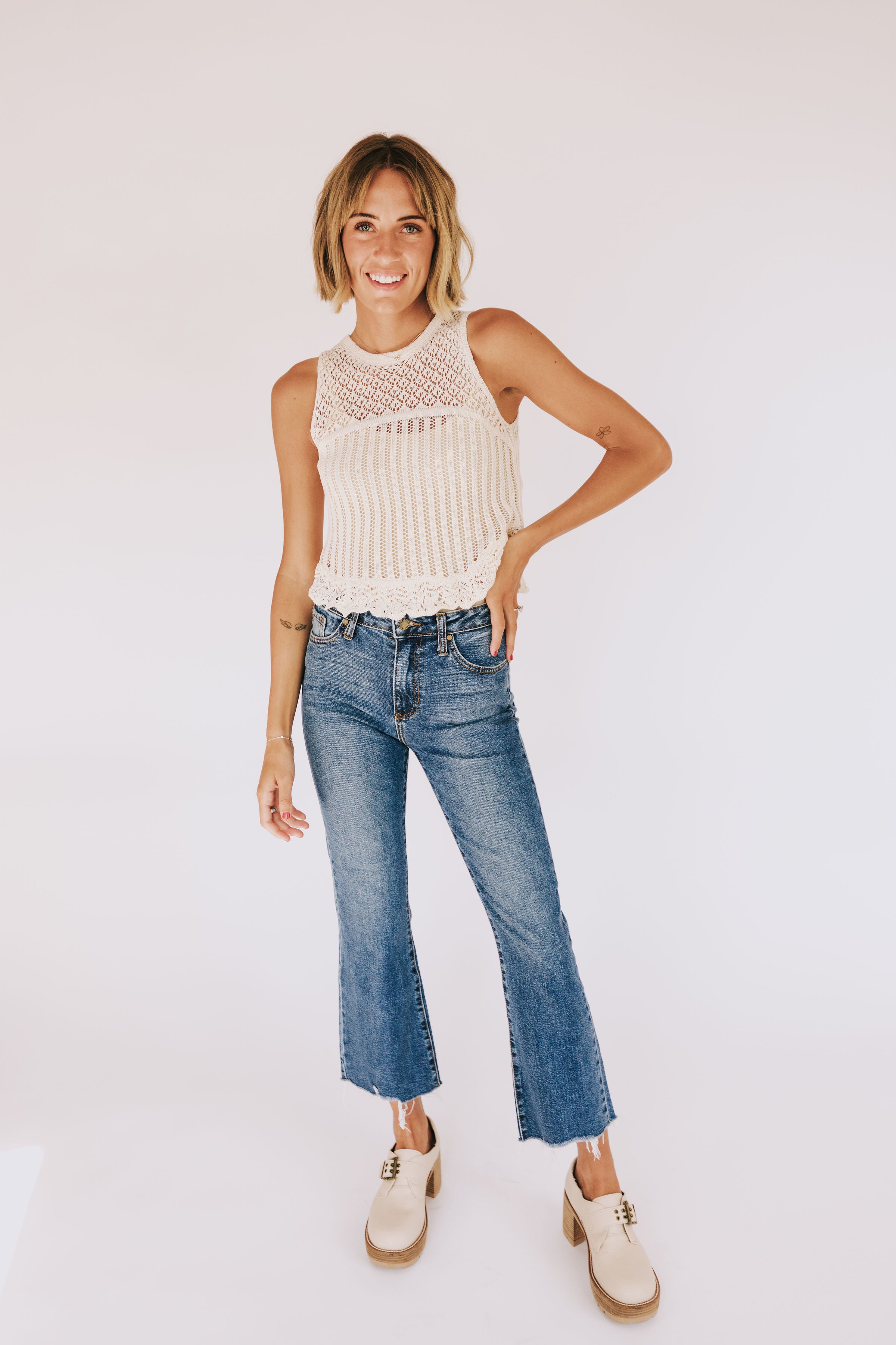 Major Attraction Top