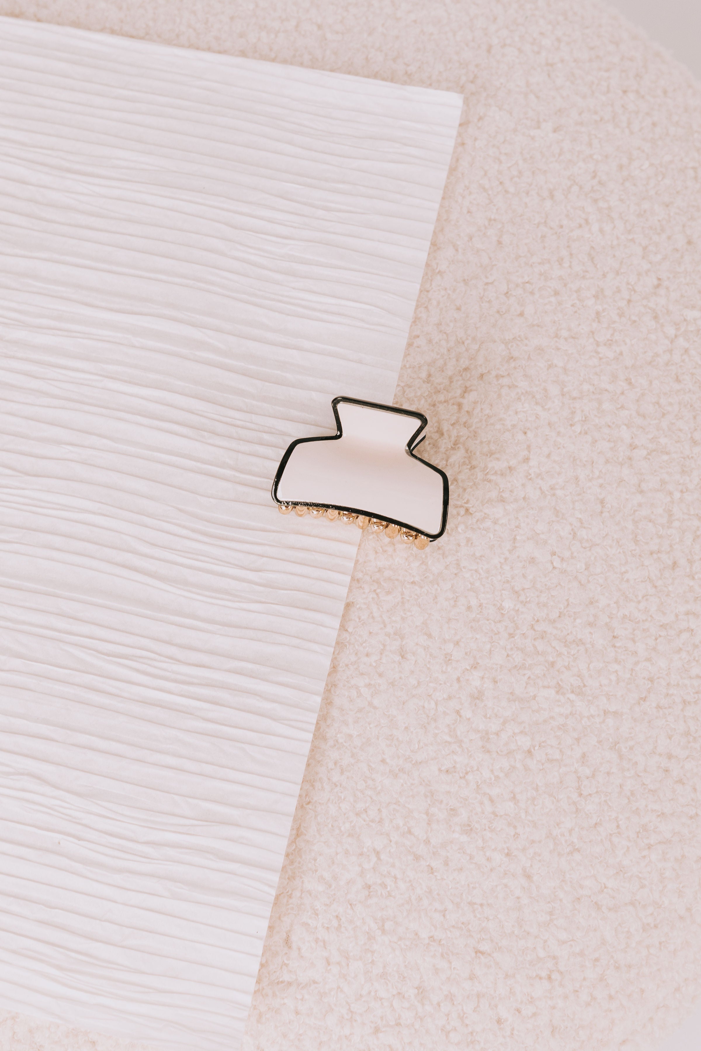 Life In Contrast Claw Clip - 2 Sizes! Small