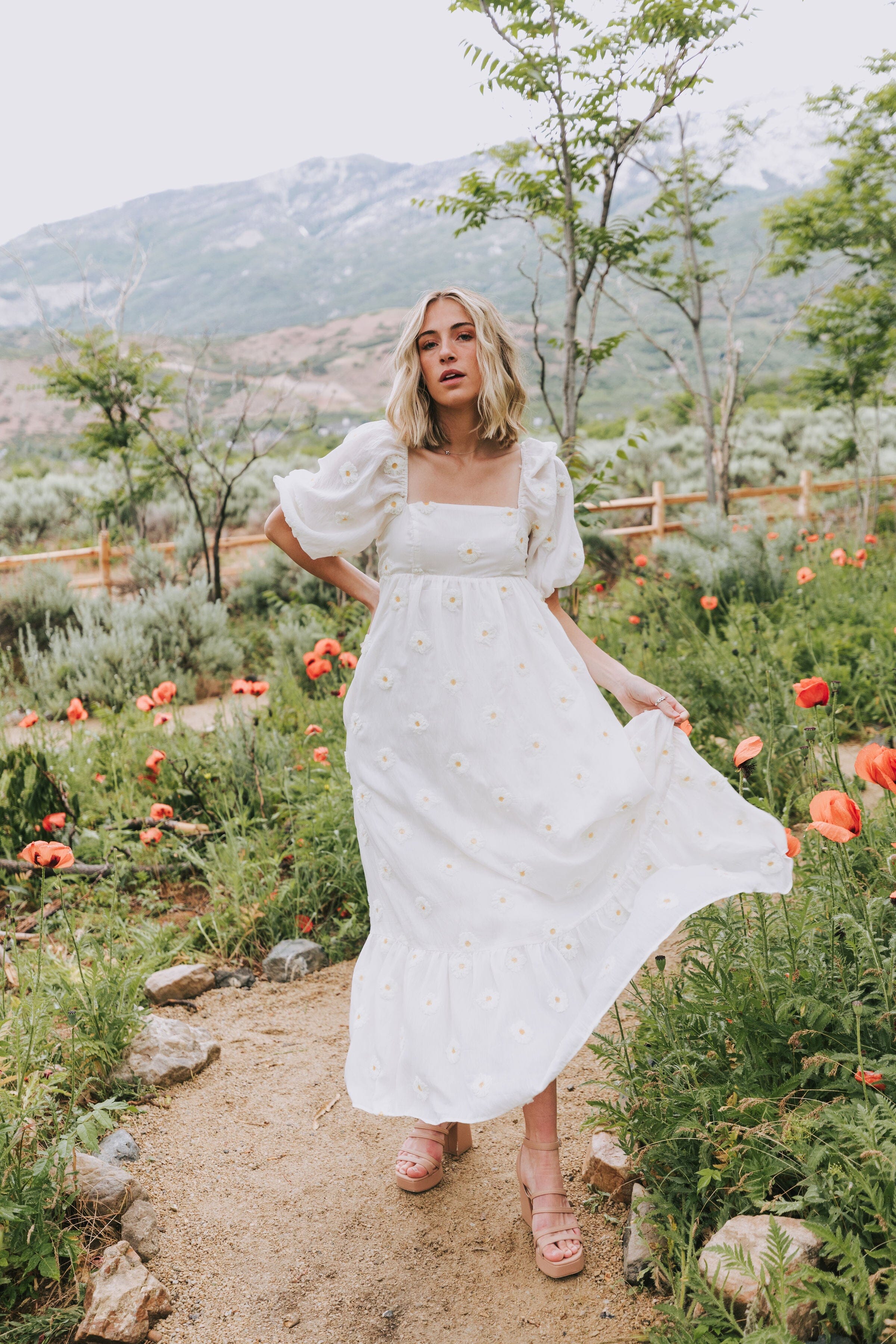 EXCLUSIVE - Summer Glow Dress
