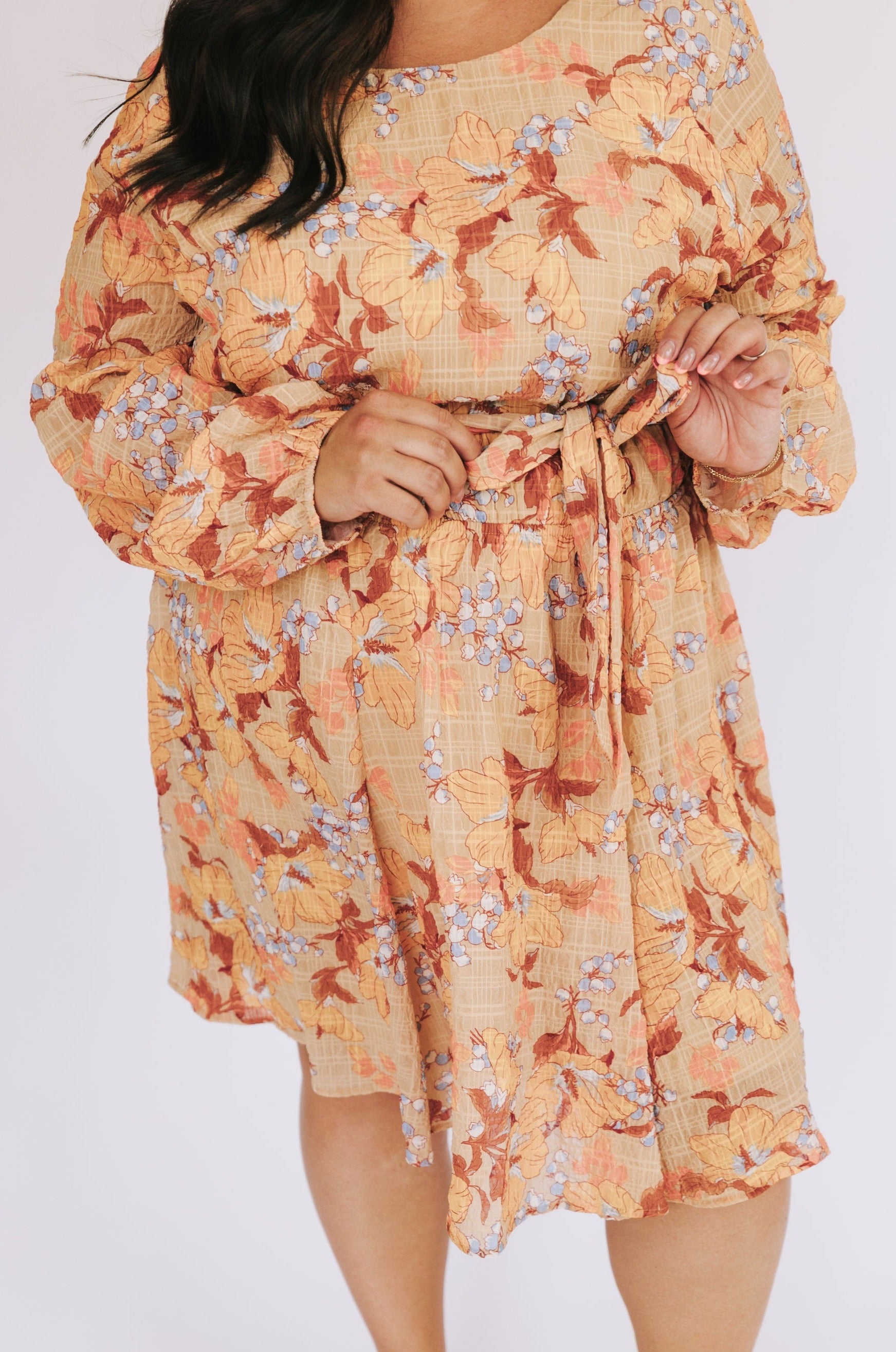 PLUS SIZE - Pull Away Dress