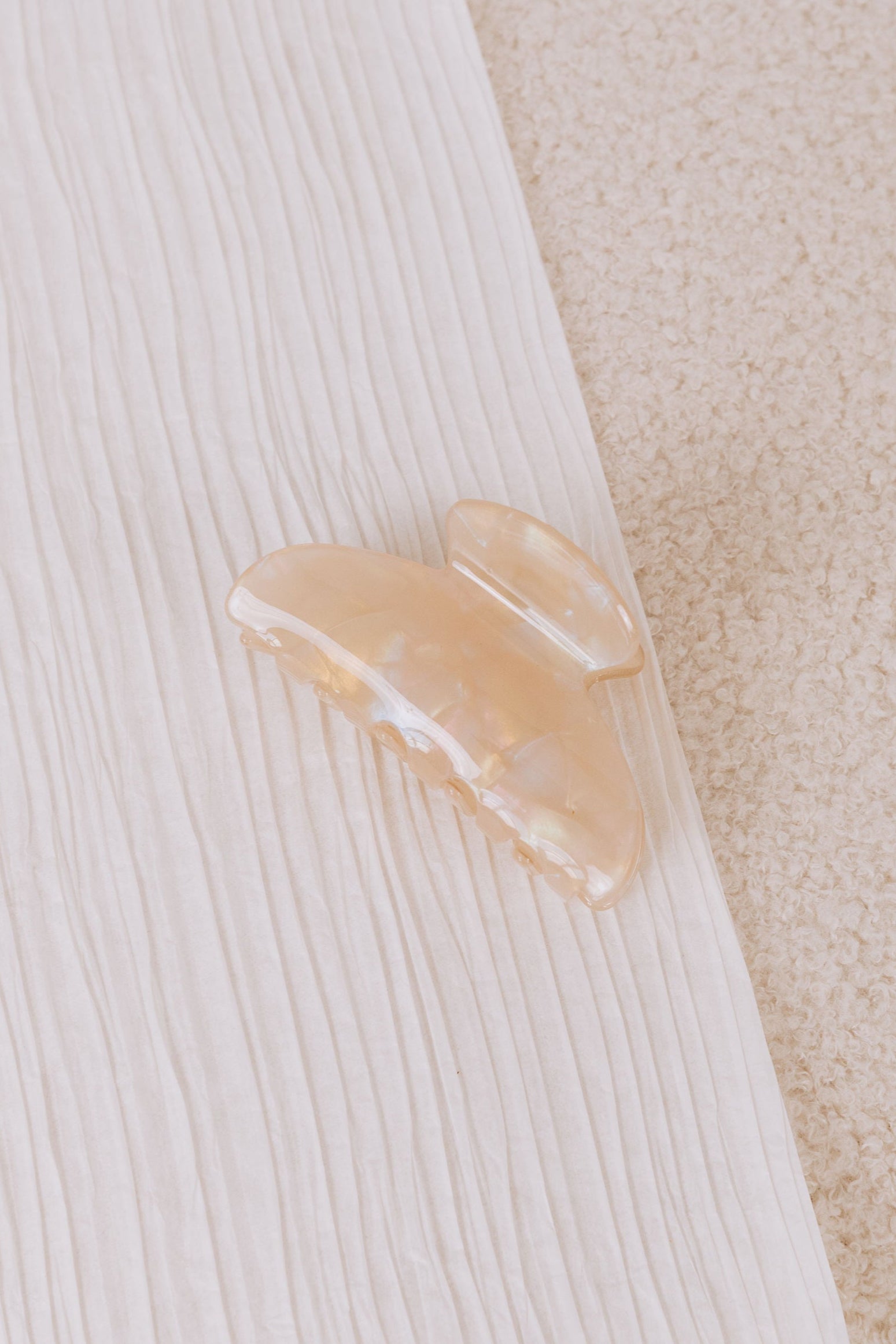 Crystalized Claw Clip - 2 Colors!