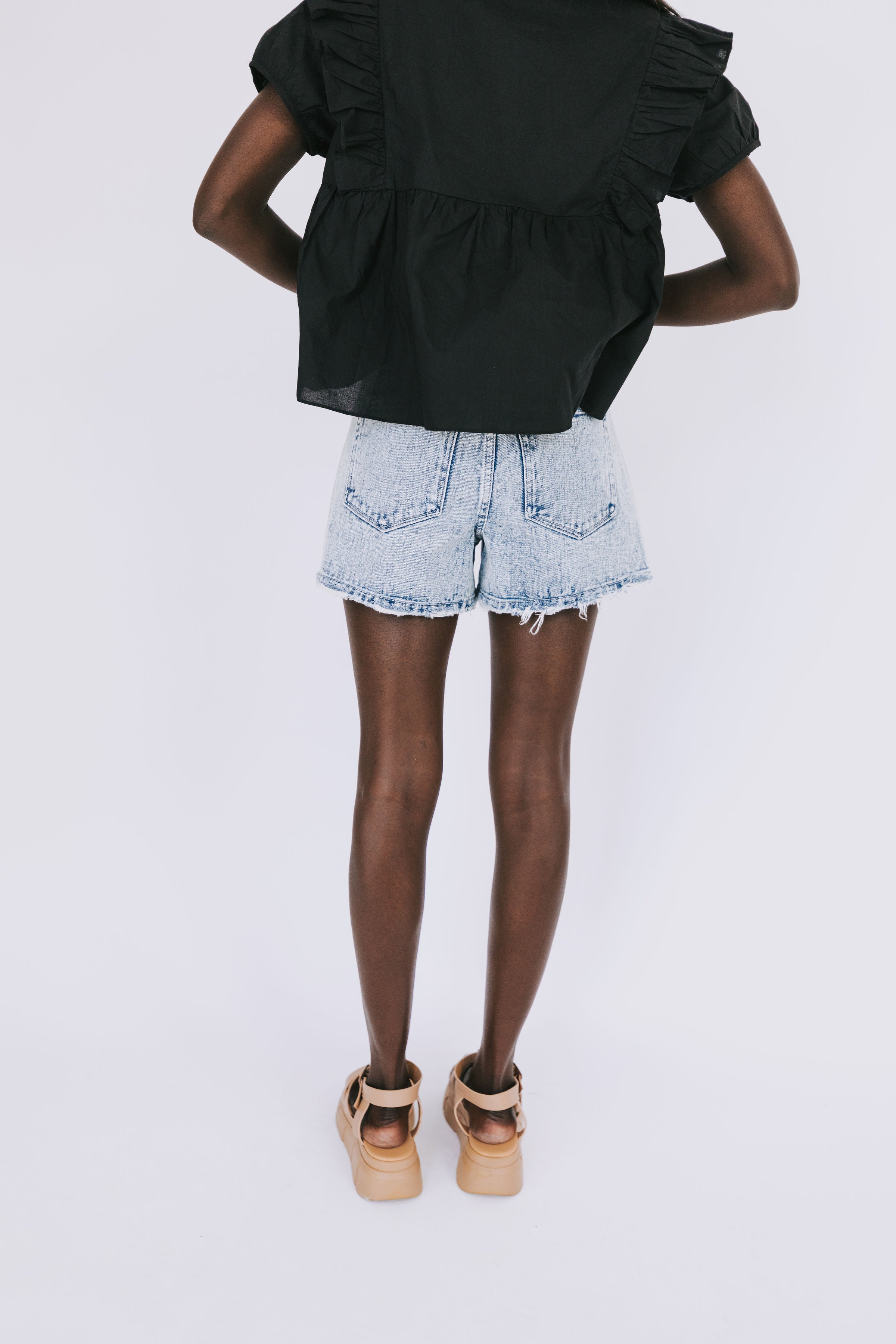Alma Shorts