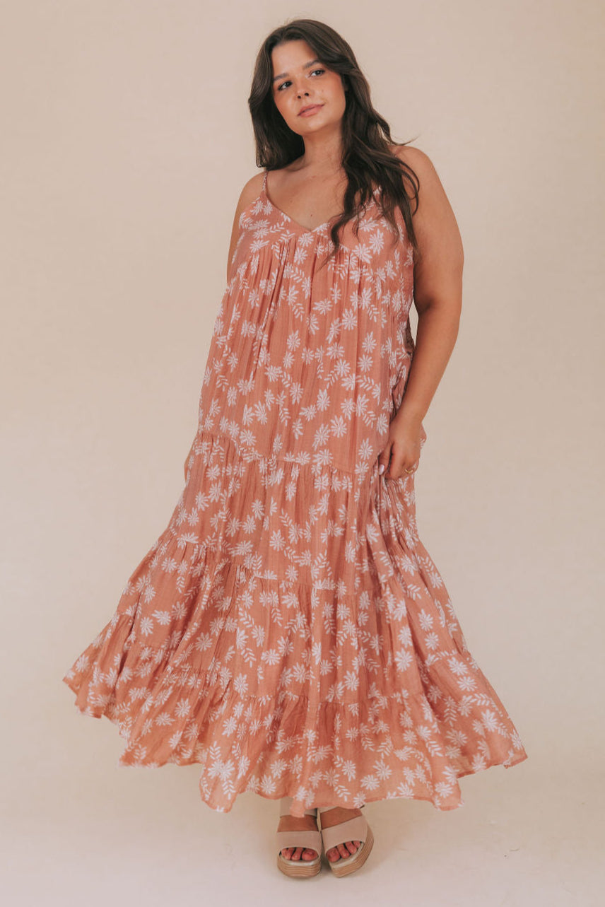 PLUS SIZE - Fun In The Sun Dress