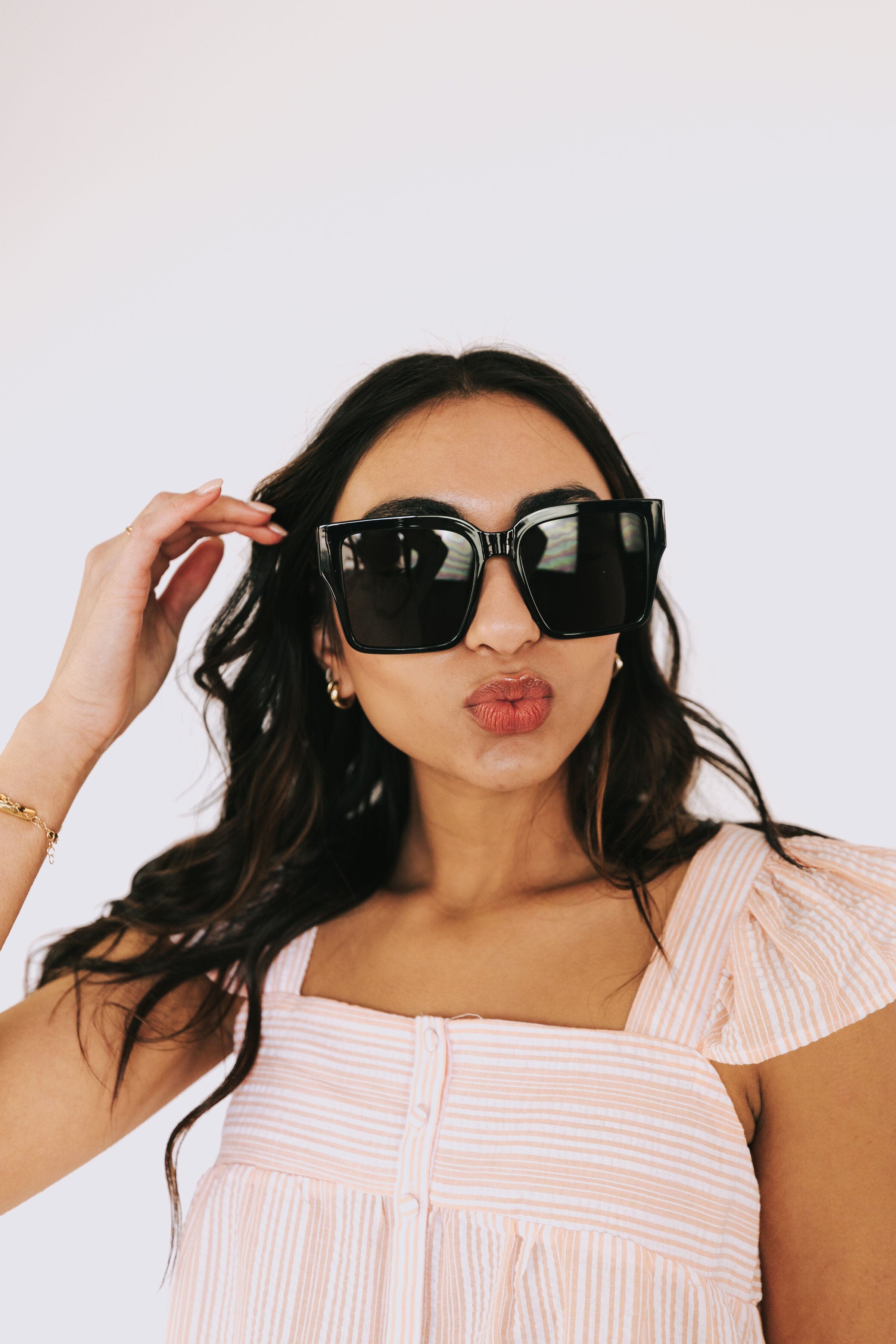 Anna Sunglasses - 2 Colors!