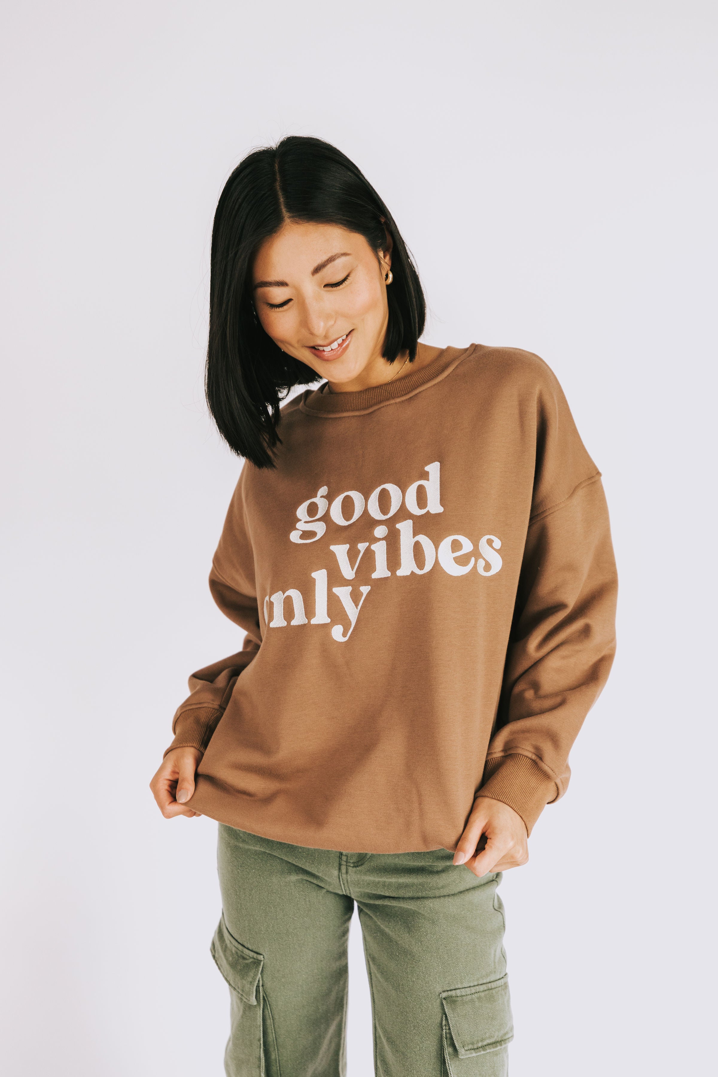 Good Vibes Only Pullover