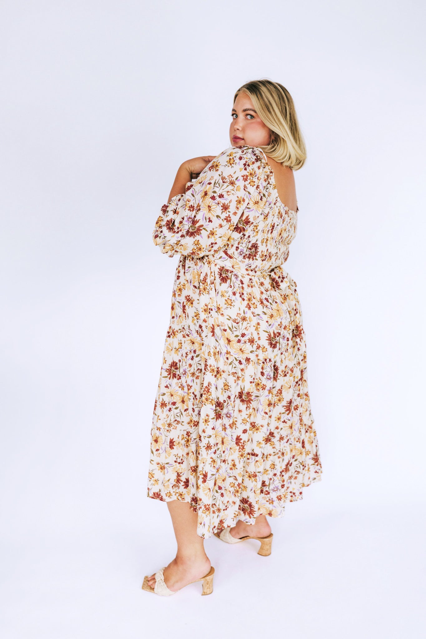 ONE LOVED BABE - Fall Feelings Dress