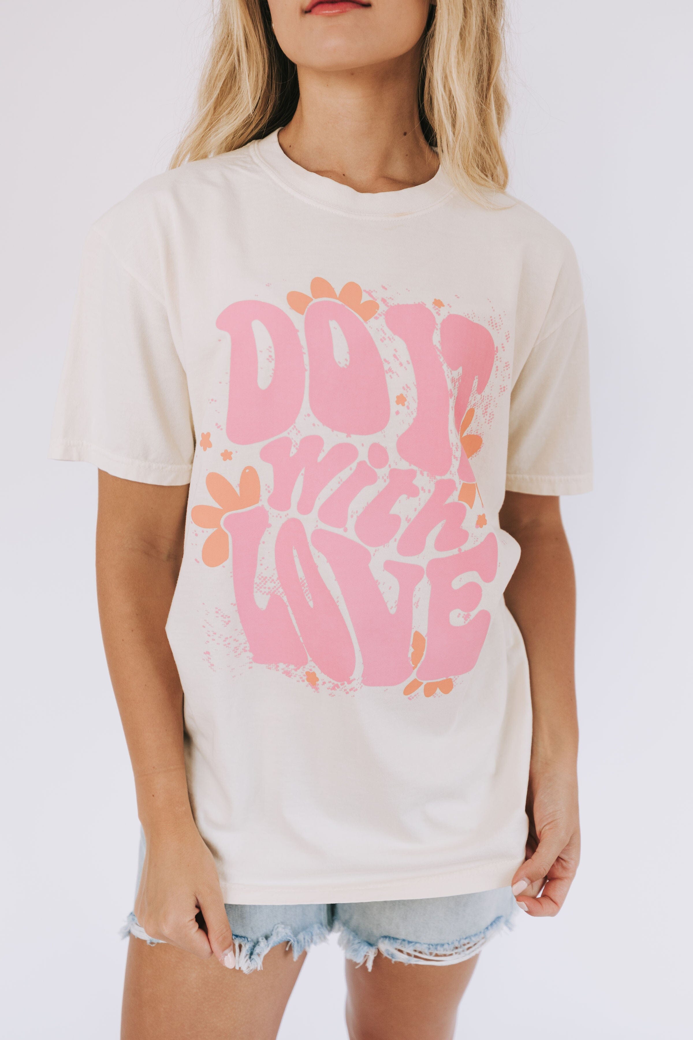 Do It With Love Graphic Tee- Extended Sizes!