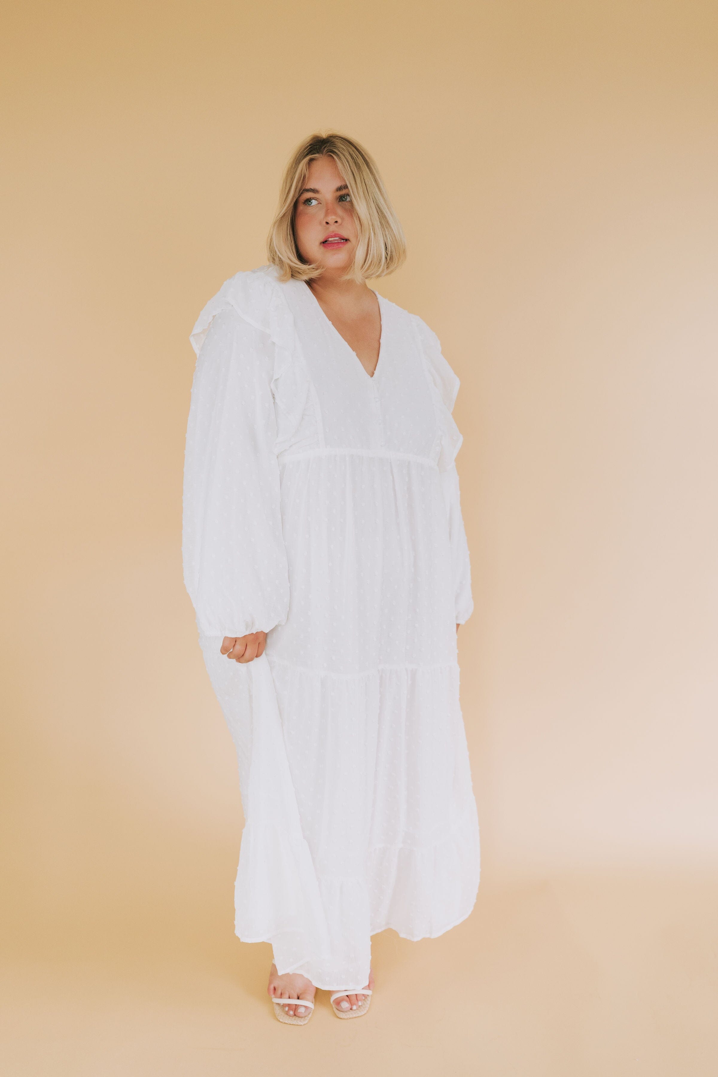 EXCLUSIVE - The White: Lillian