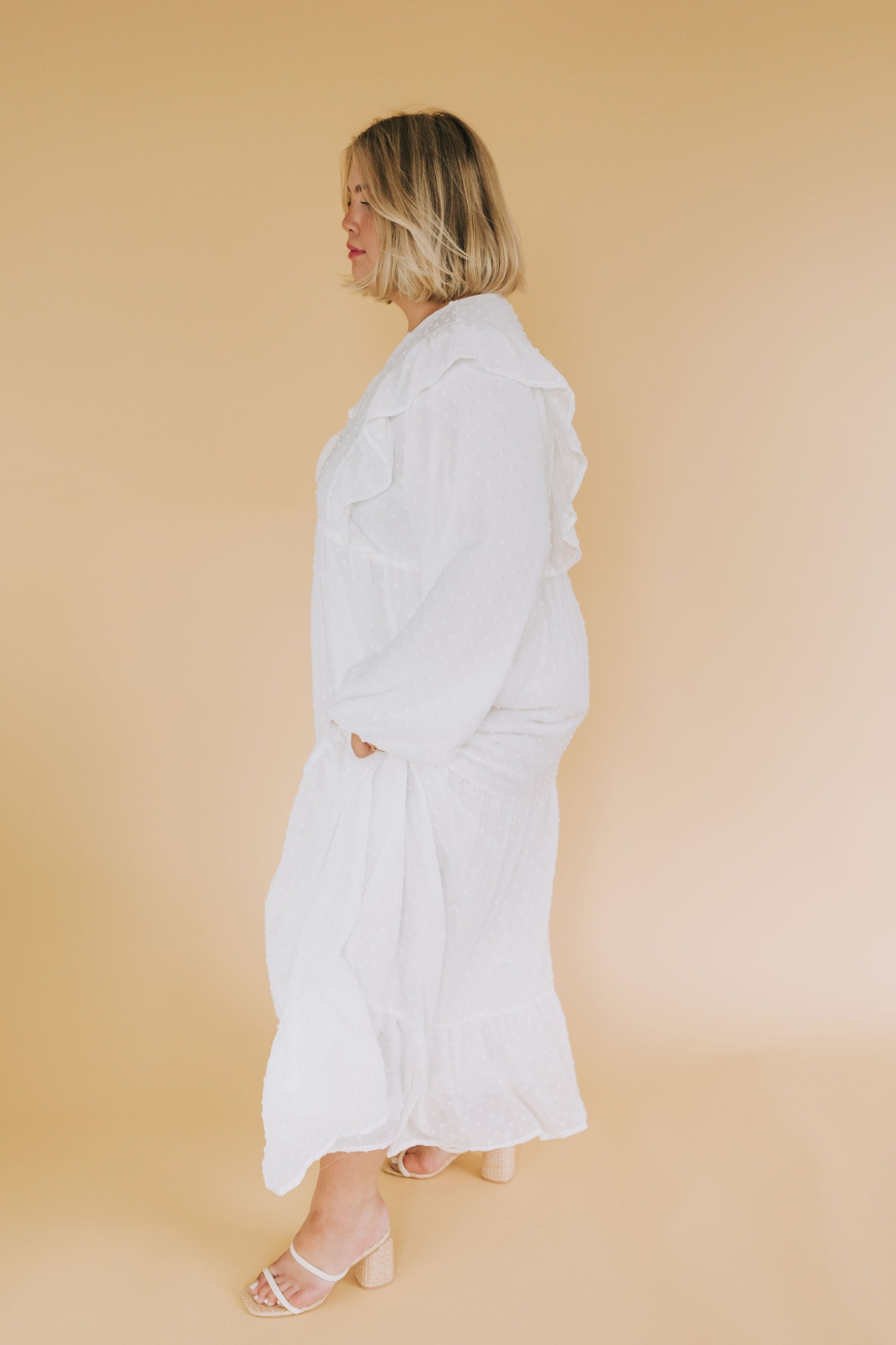 EXCLUSIVE - The White: Lillian