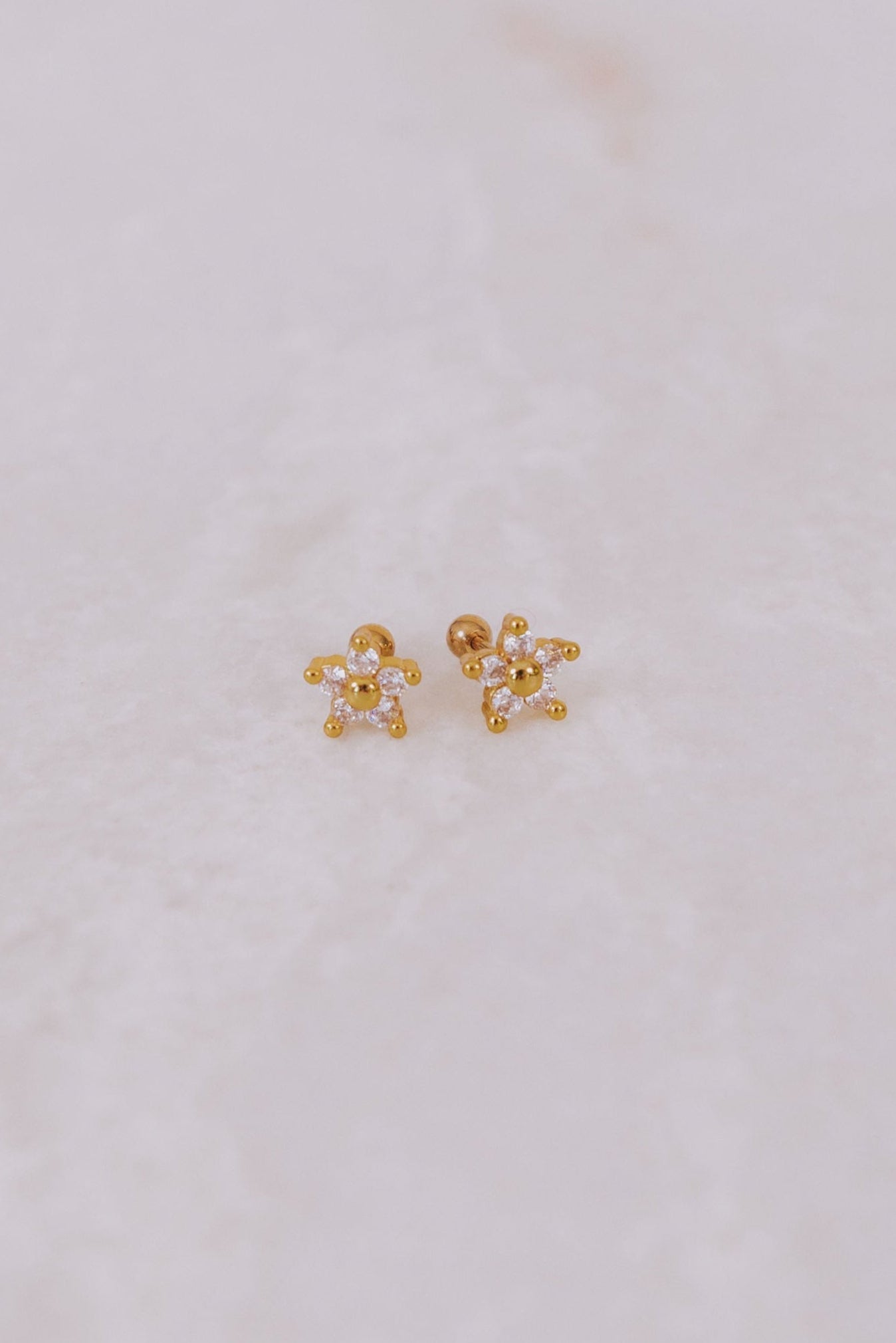 Glimmering Flower Earrings