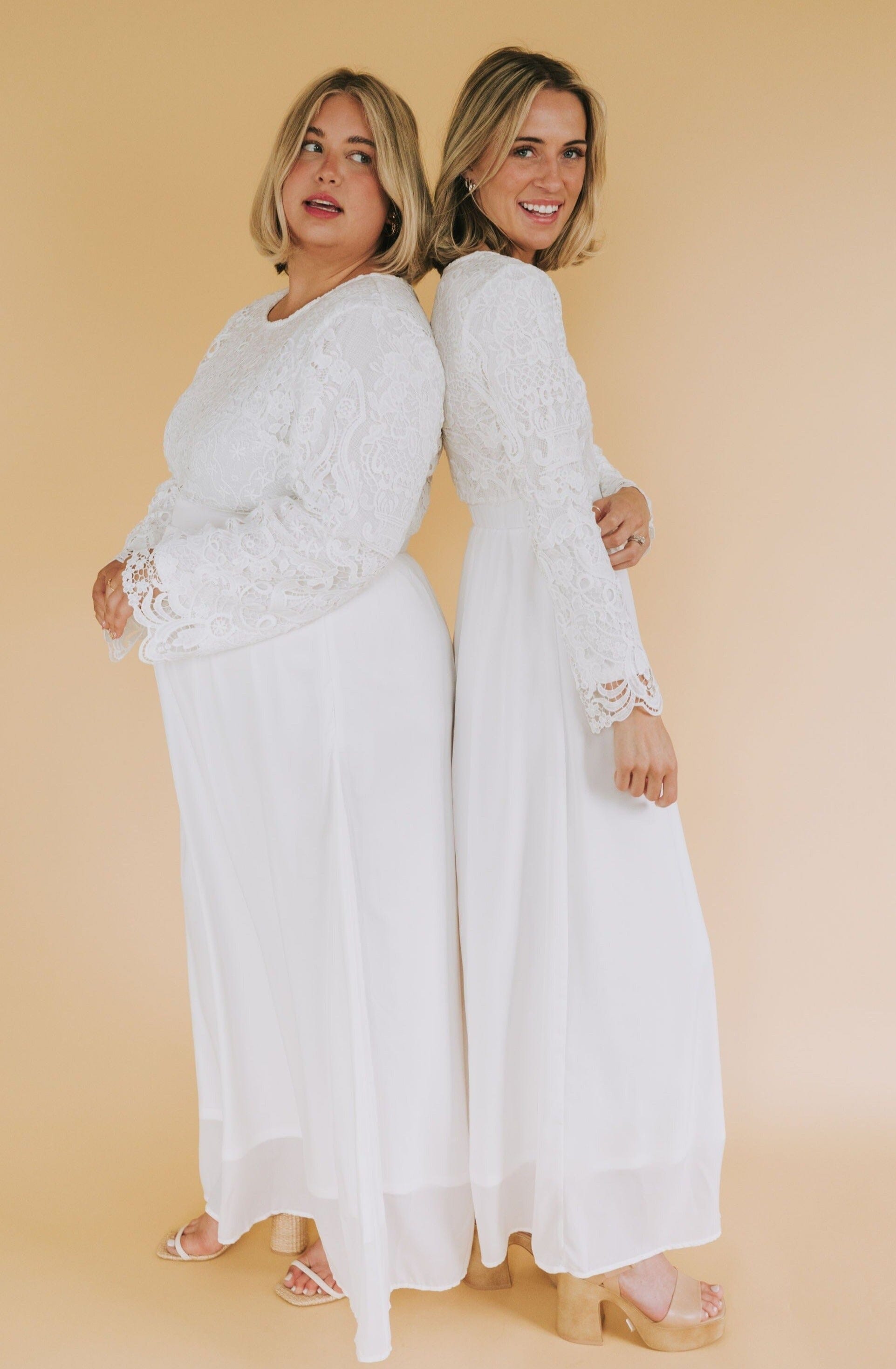 The White: Gloria - One Loved Babe Exclusive XS / White The White: Gloria - One Loved Babe Exclusive XS / White