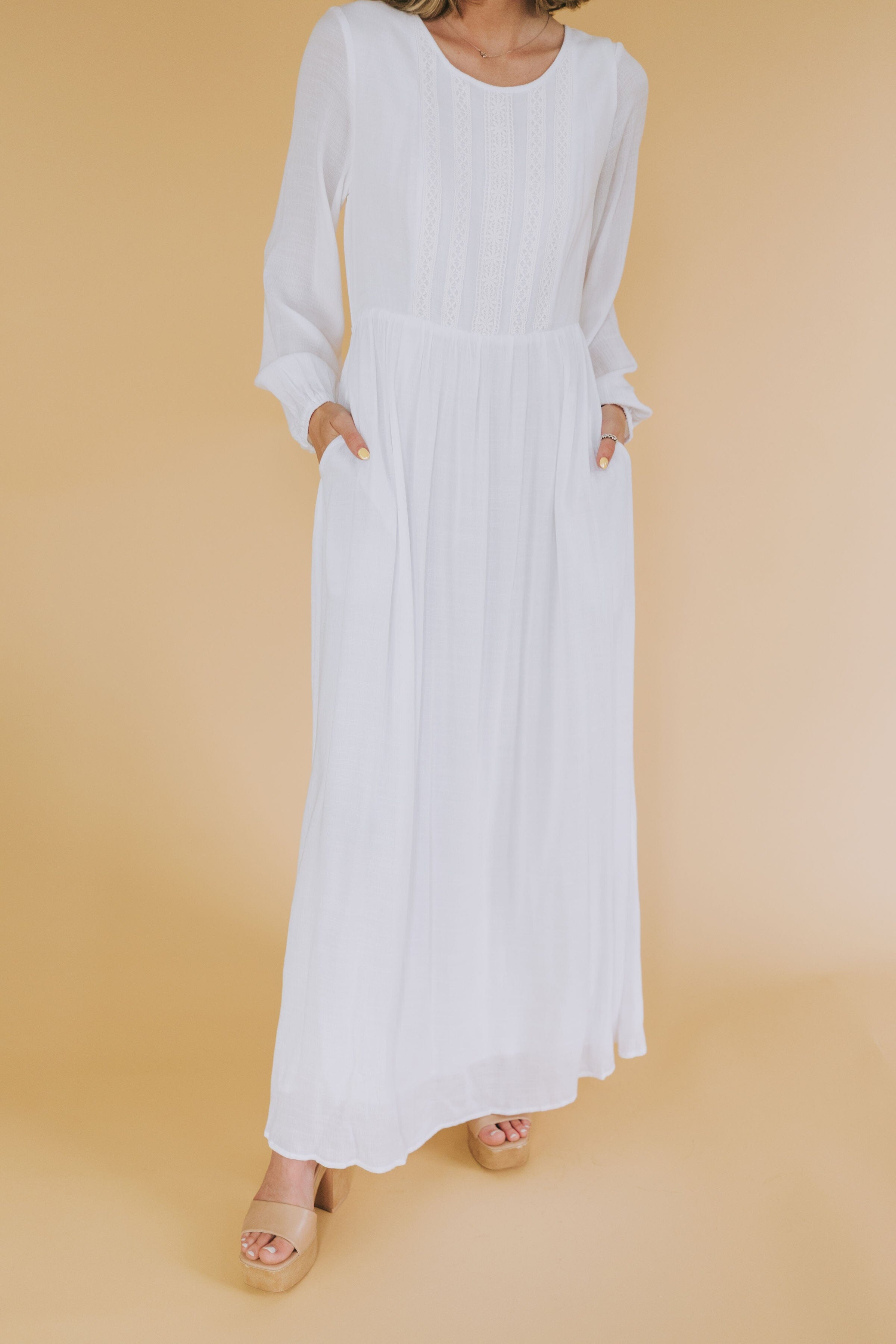 The White: Amanda