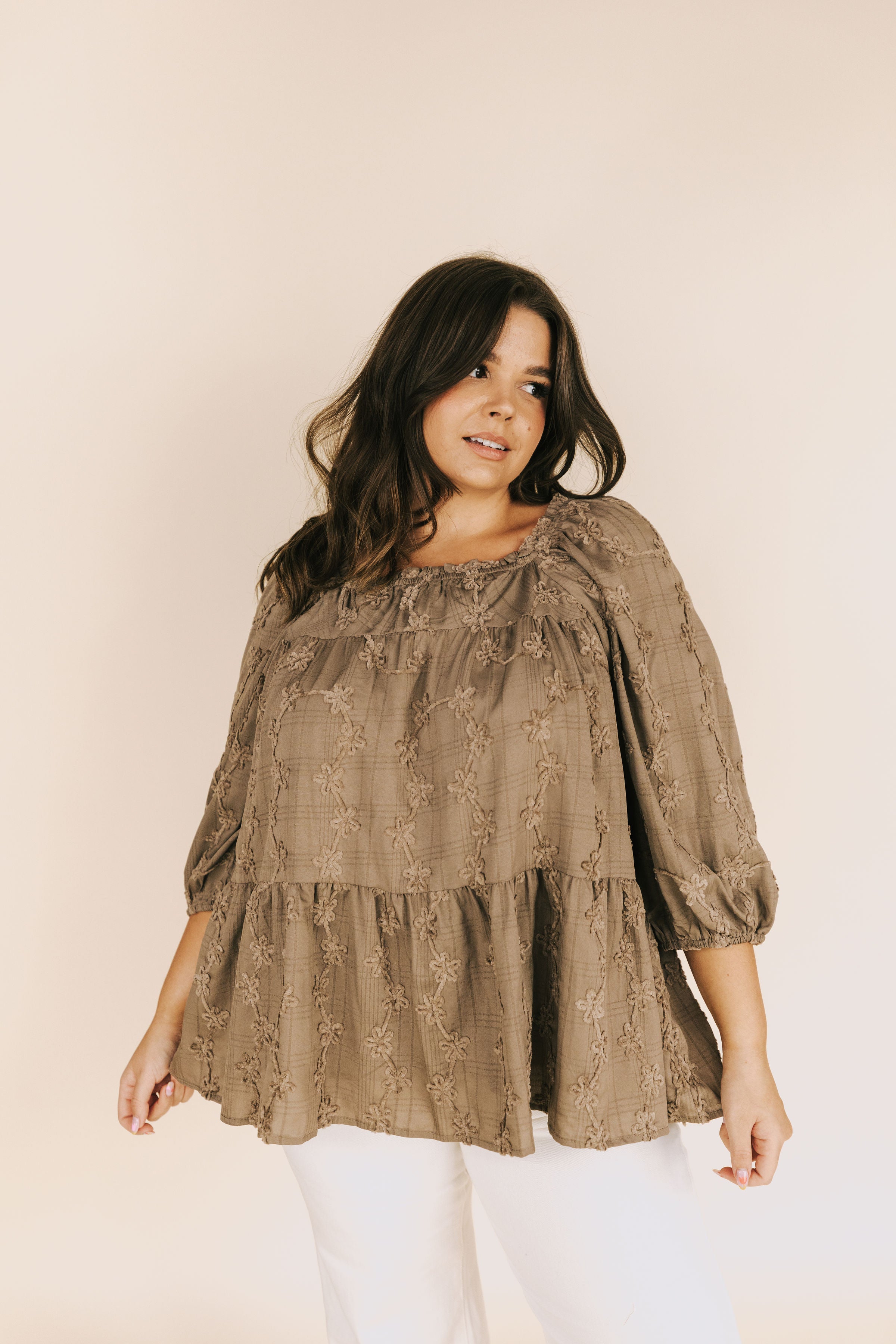 PLUS SIZE - Chasing Dreams Top