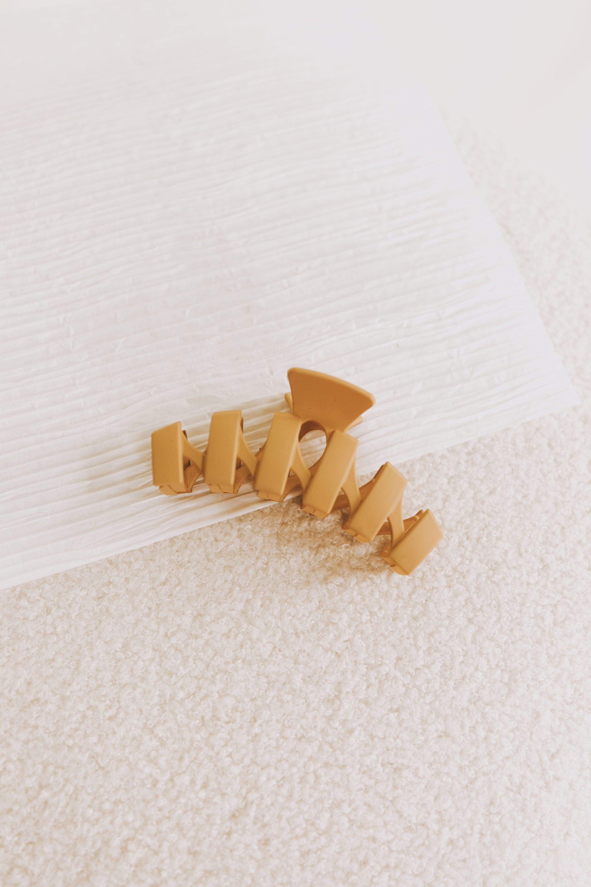 Ask Again Claw Clip