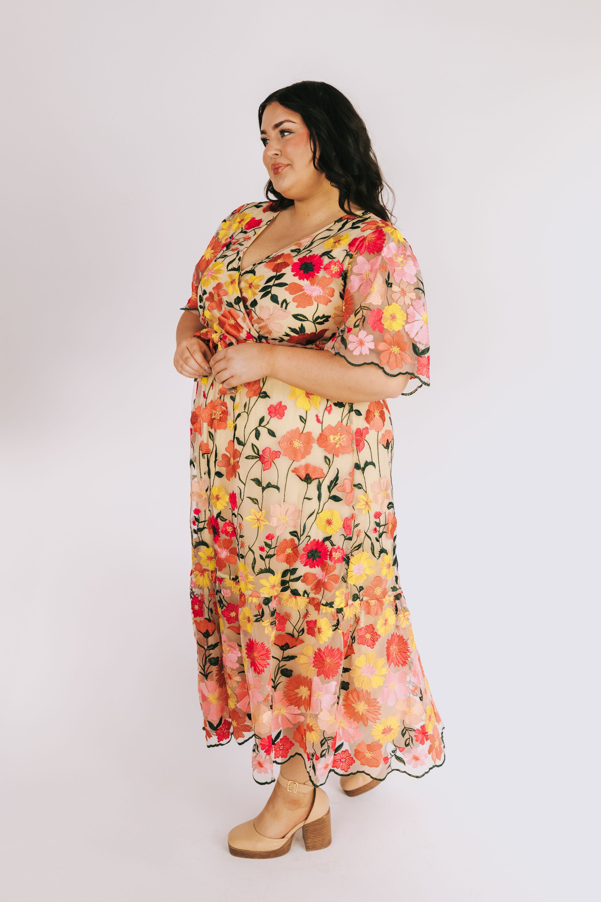 ONE LOVED BABE - In Full Bloom Dress