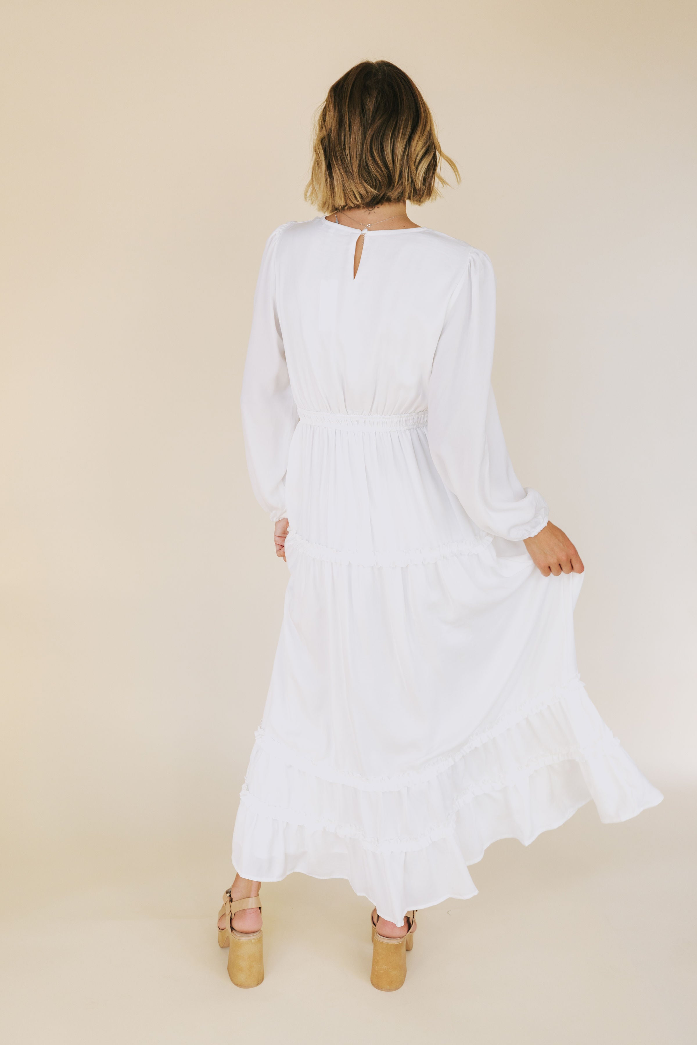 The White: Monica