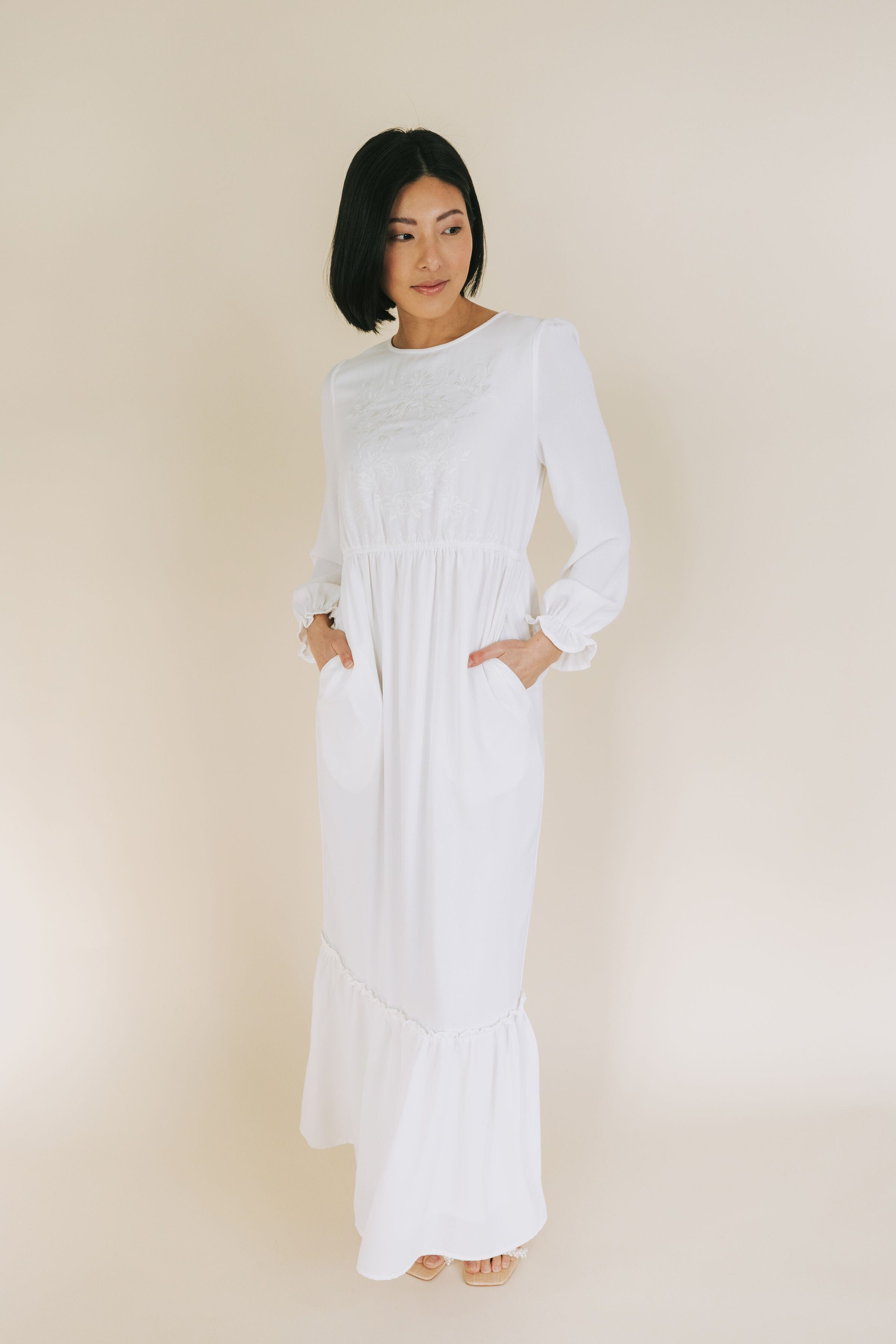 EXCLUSIVE - The White: Phyllis