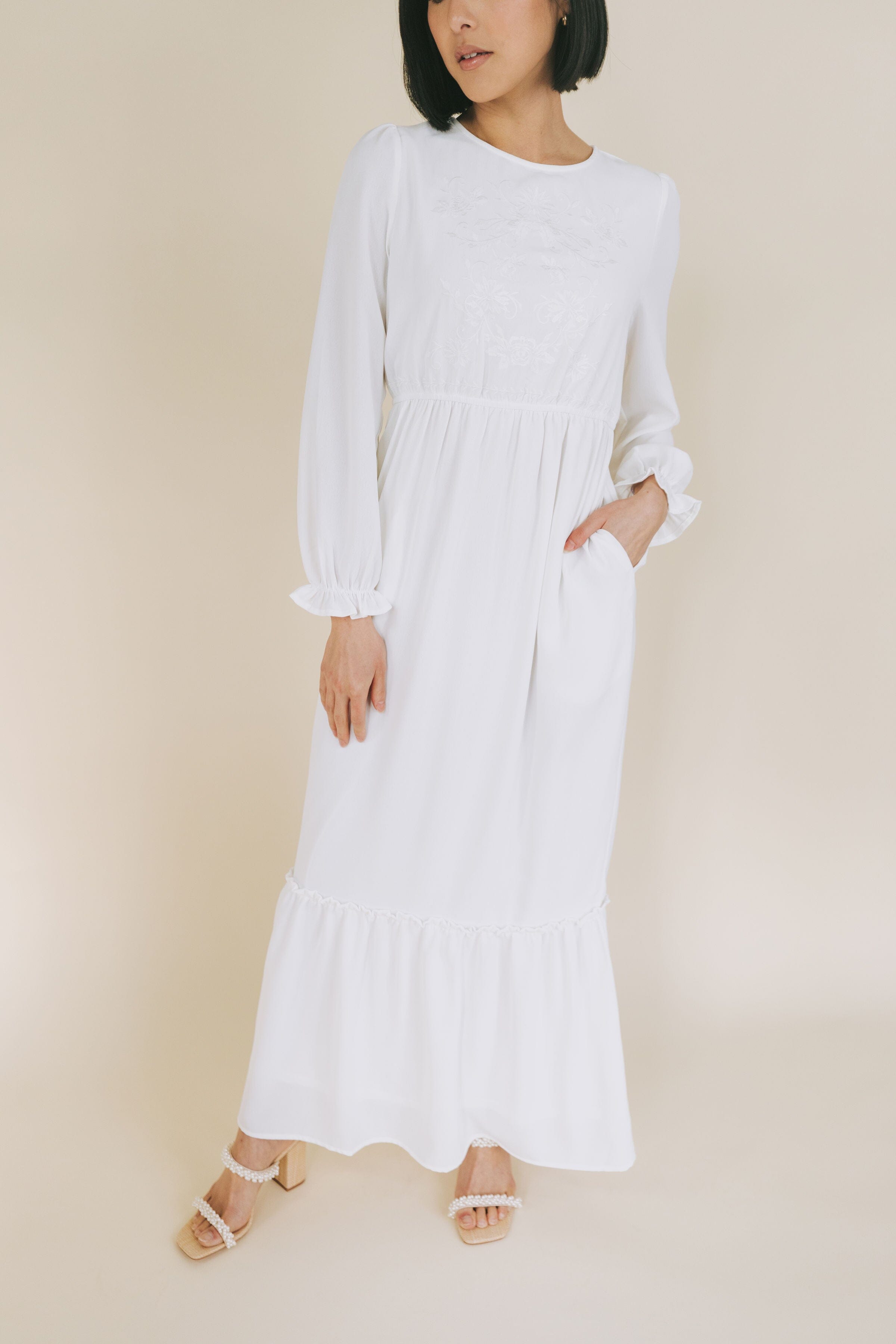EXCLUSIVE - The White: Phyllis