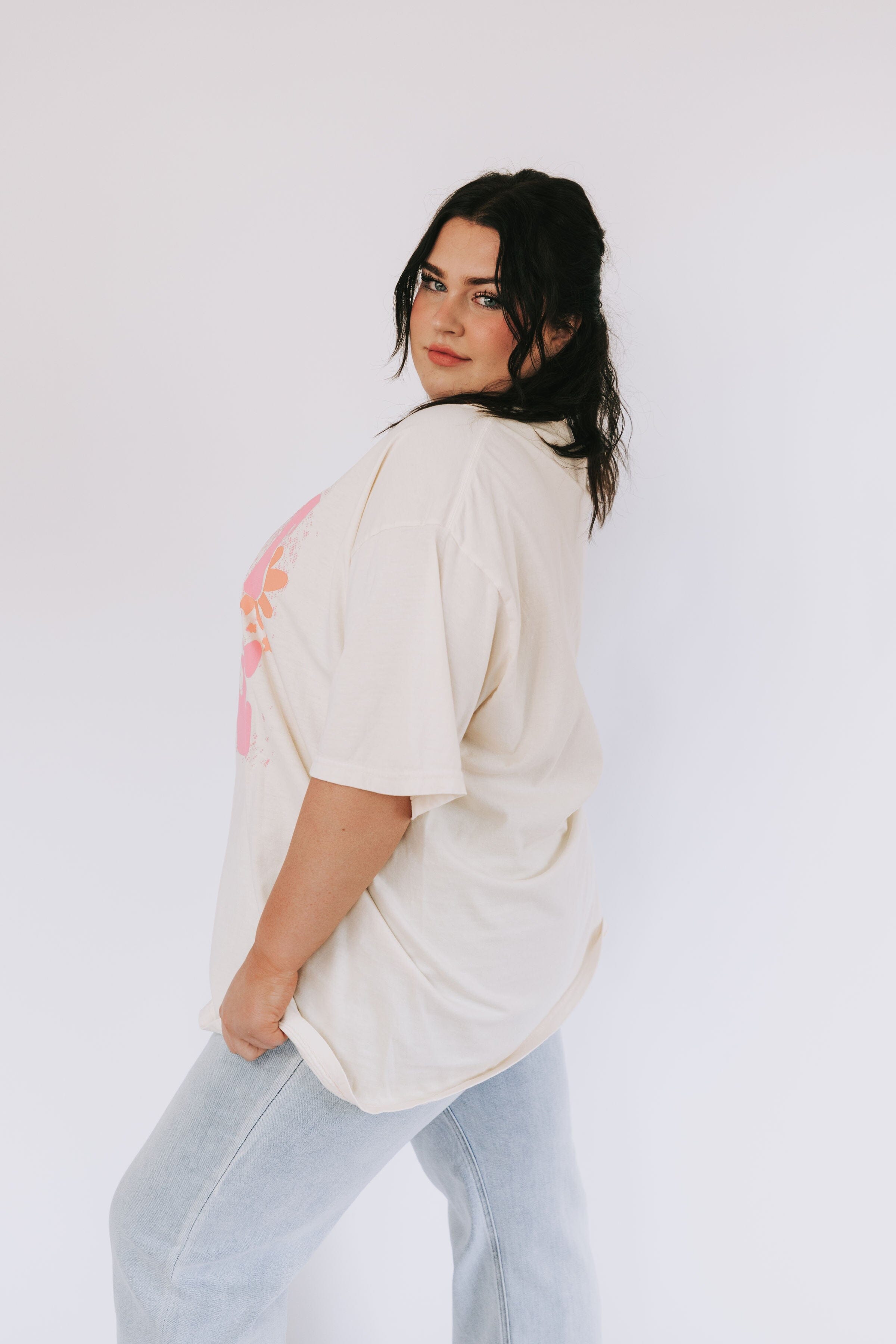 Do It With Love Graphic Tee- Extended Sizes!