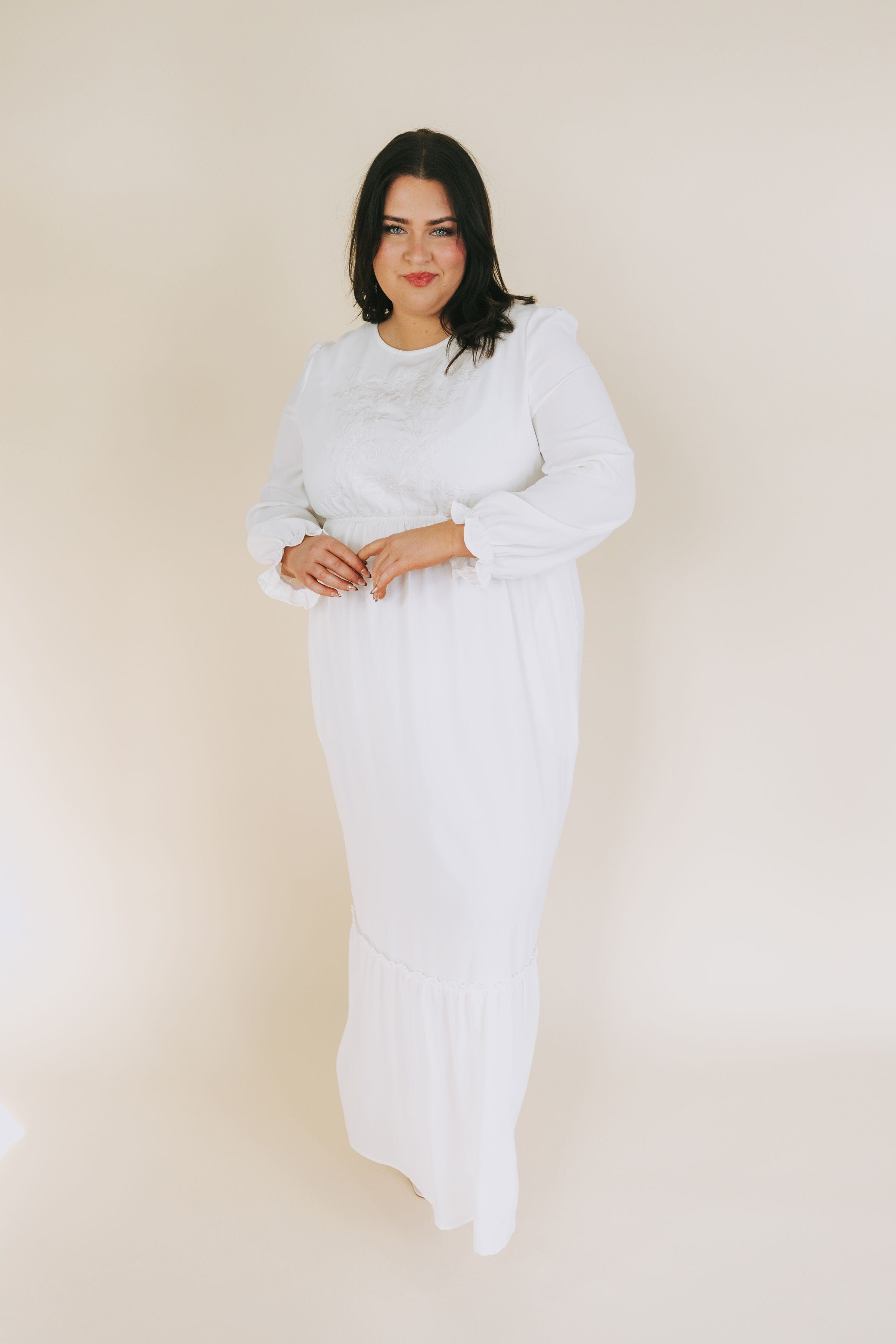 EXCLUSIVE - The White: Phyllis