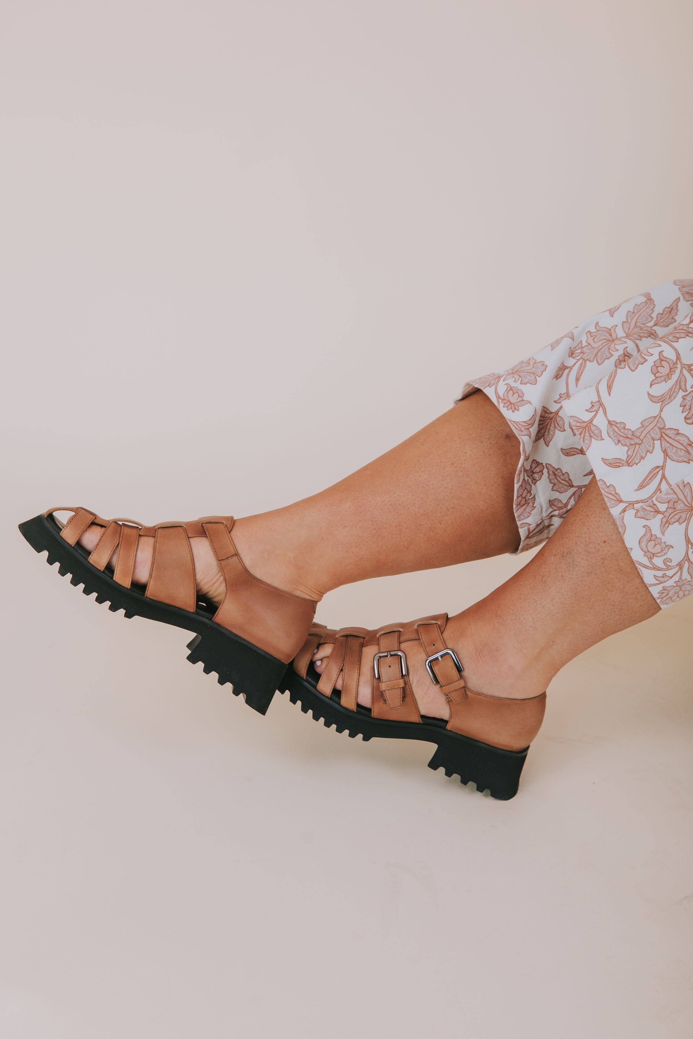 FREE PEOPLE - Janis Fisherman Sandals by Free People in Hazelnut Leather