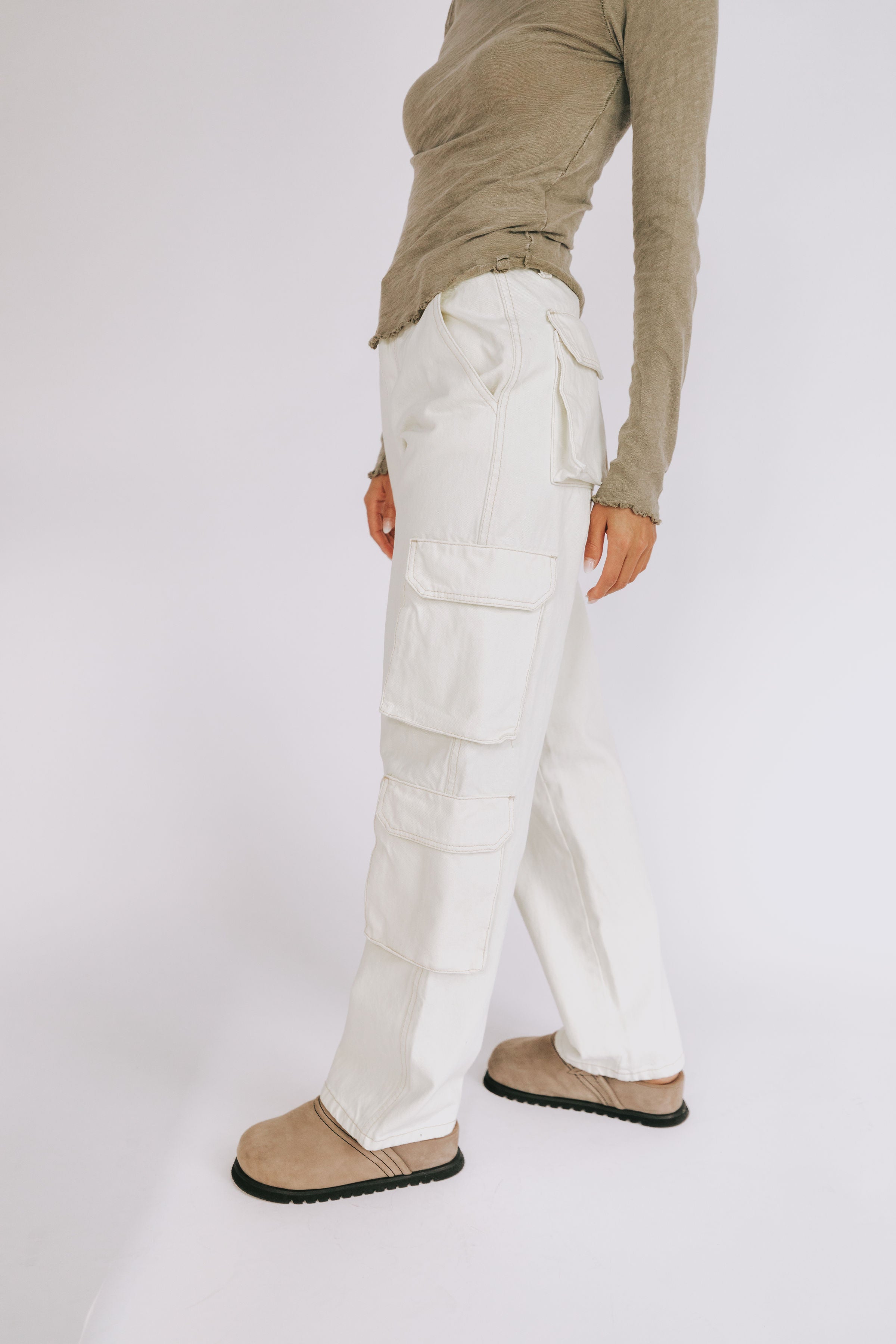 Weekend Getaway Cargo Jeans