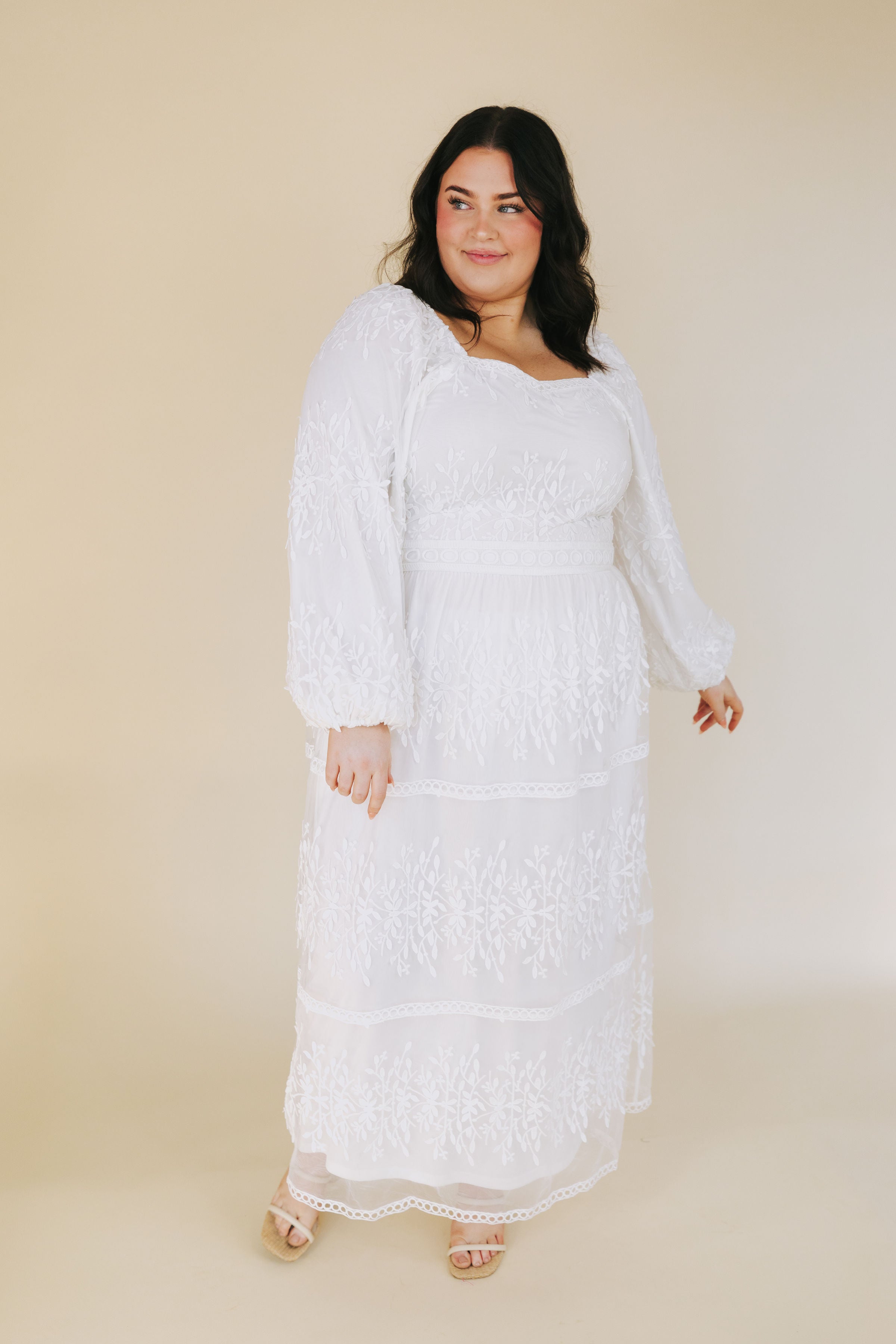 EXCLUSIVE - The White: Evelyn
