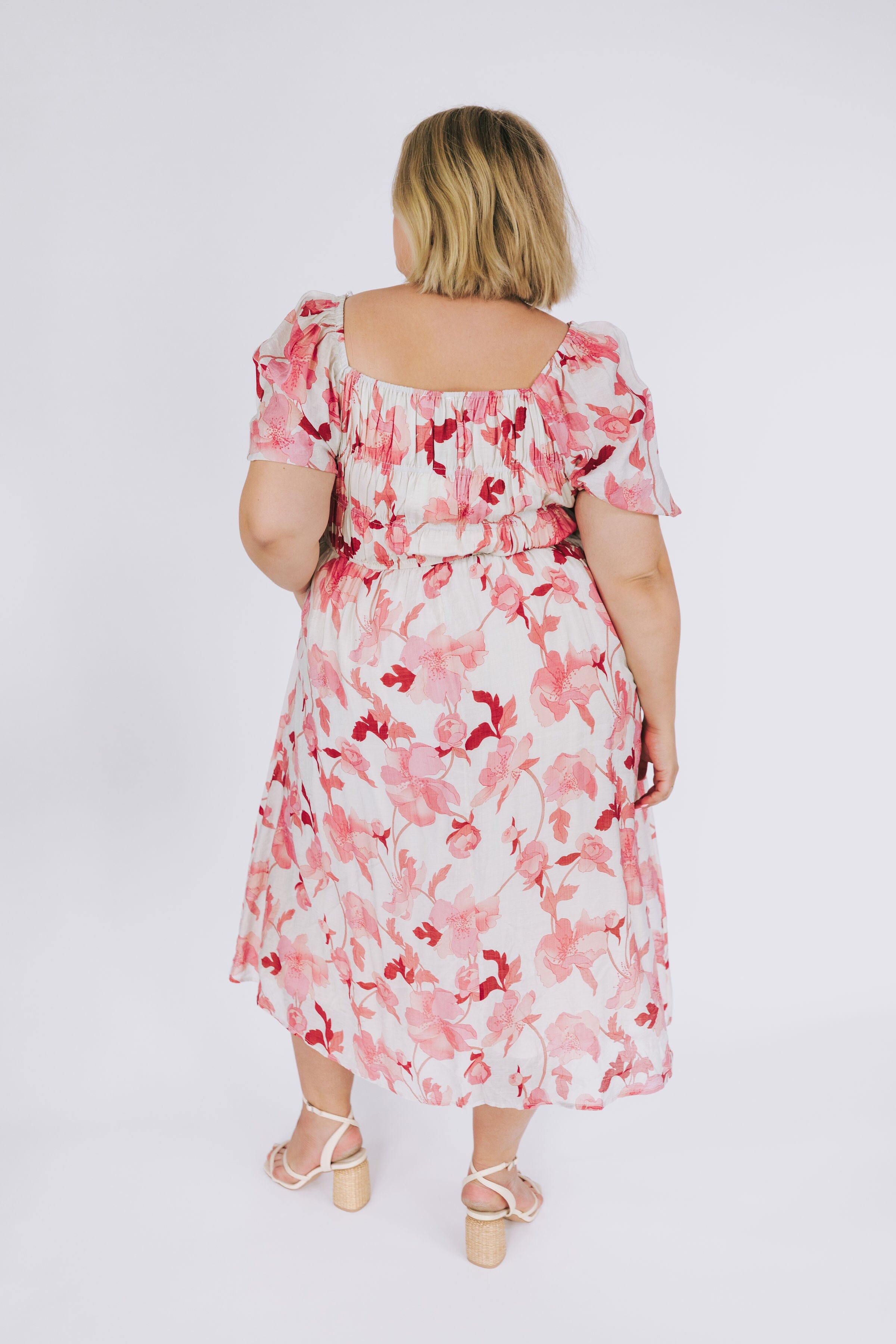 PLUS SIZE - Breezy Beauty Dress