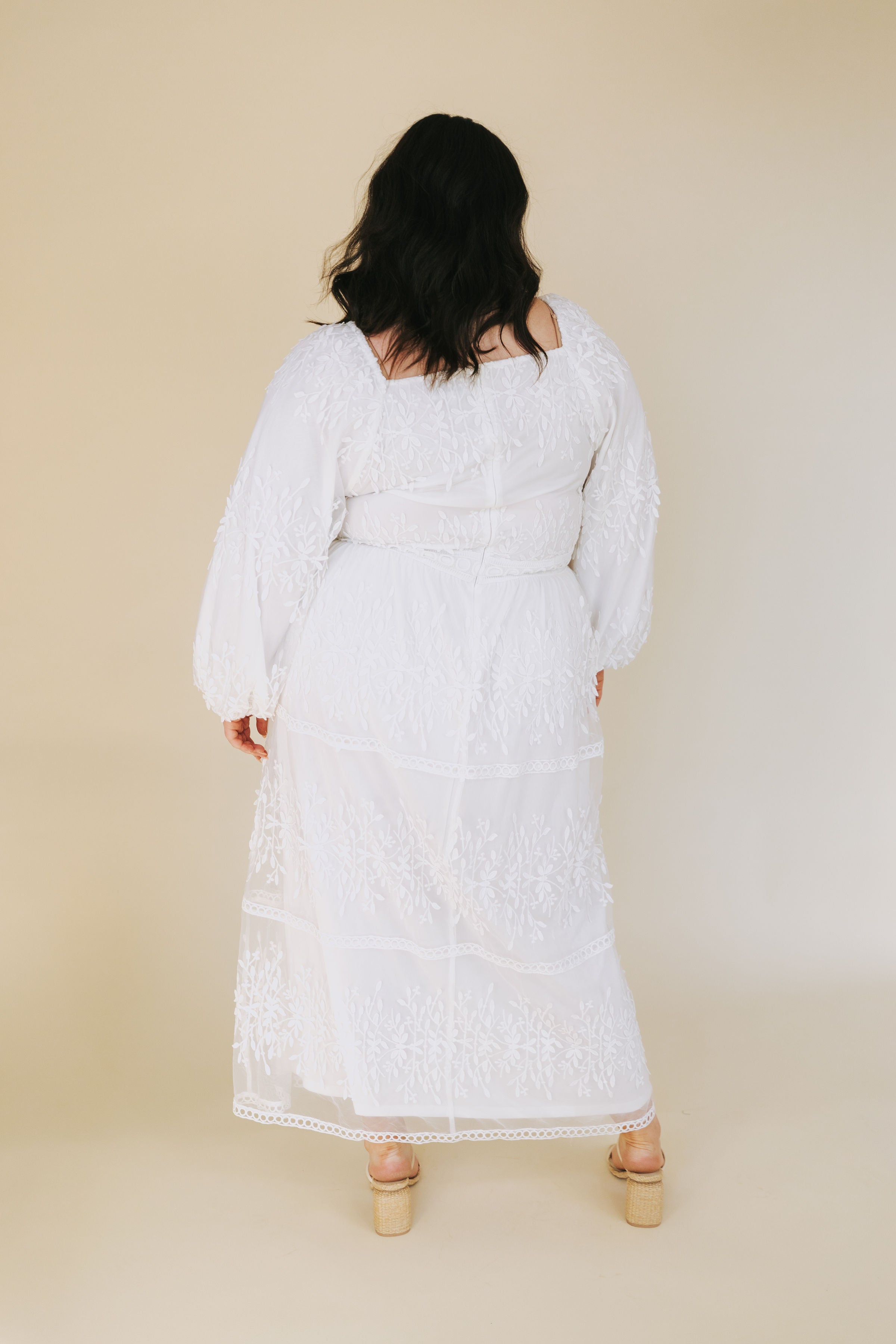 EXCLUSIVE - The White: Evelyn