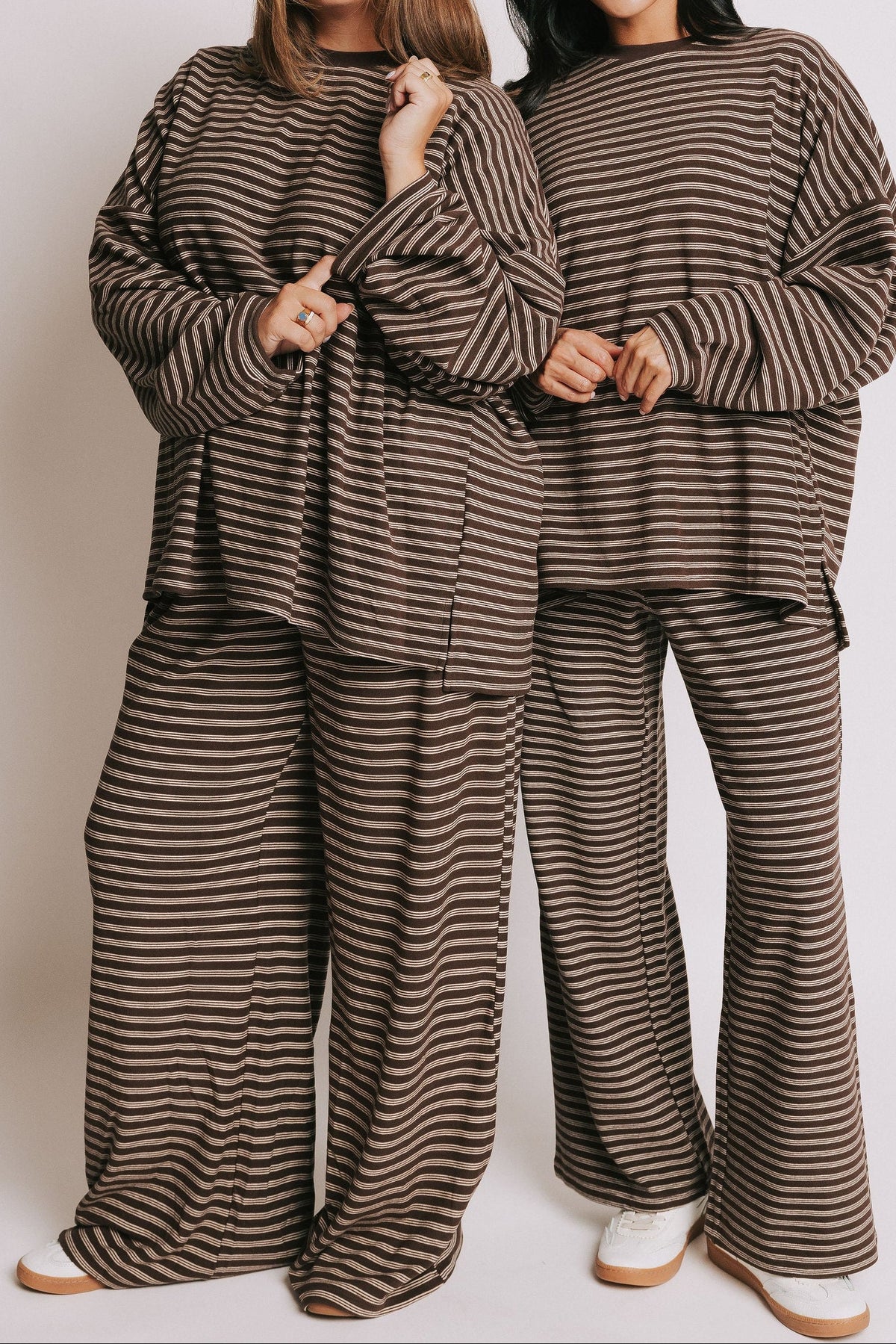 brown striped elastic waist lounge pants models