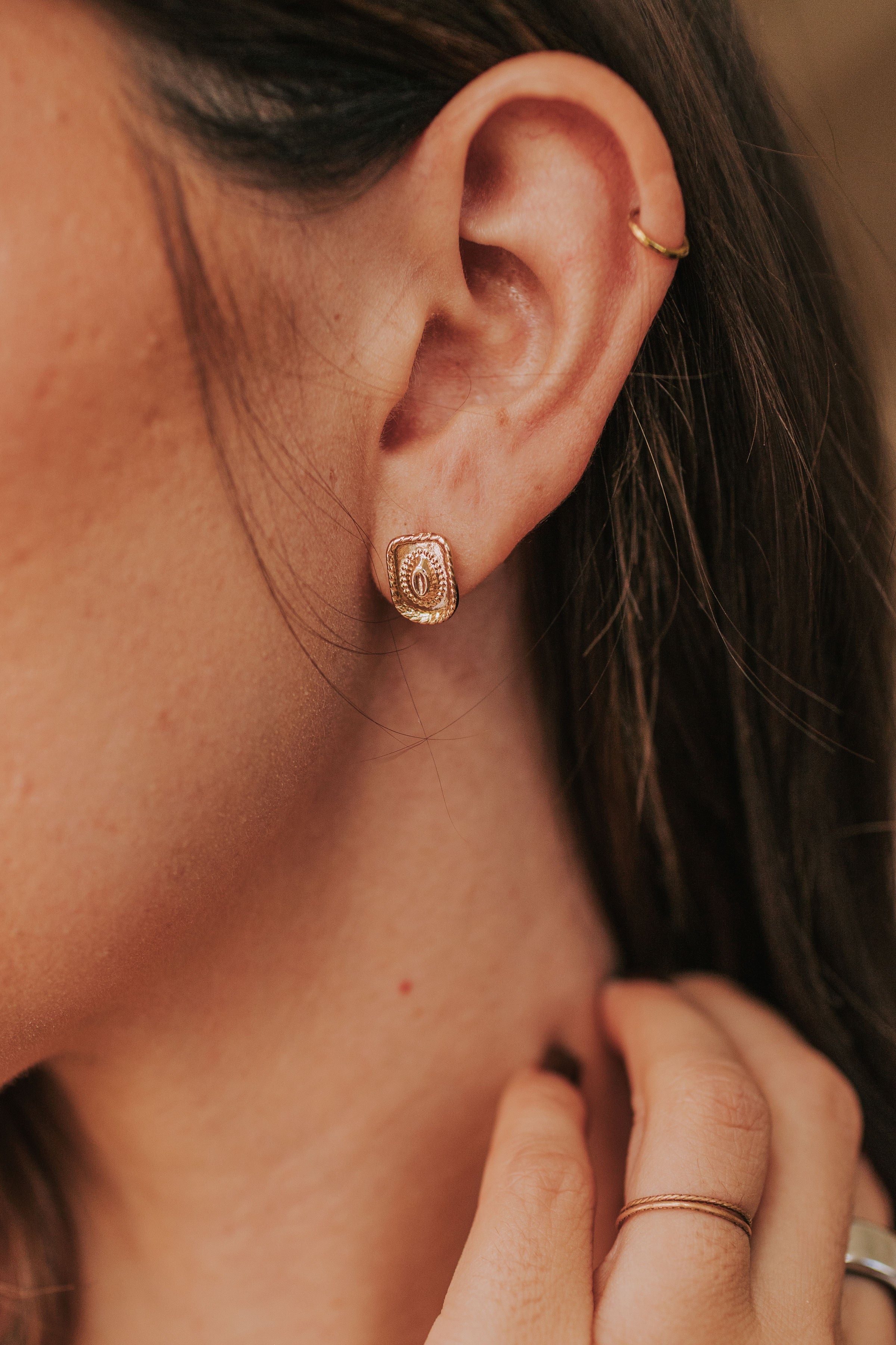 gold cowgirl hat stud earring