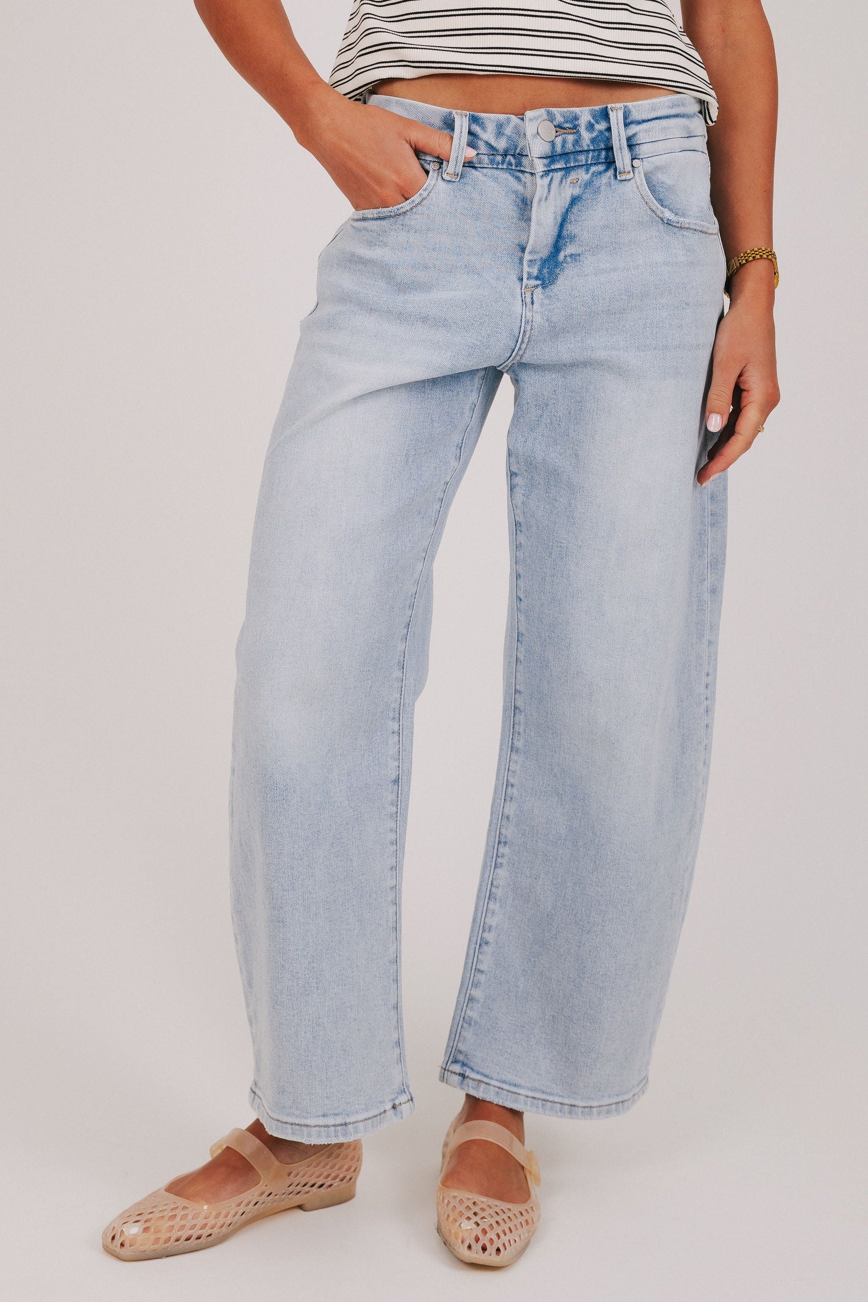 light wash barrel jeans