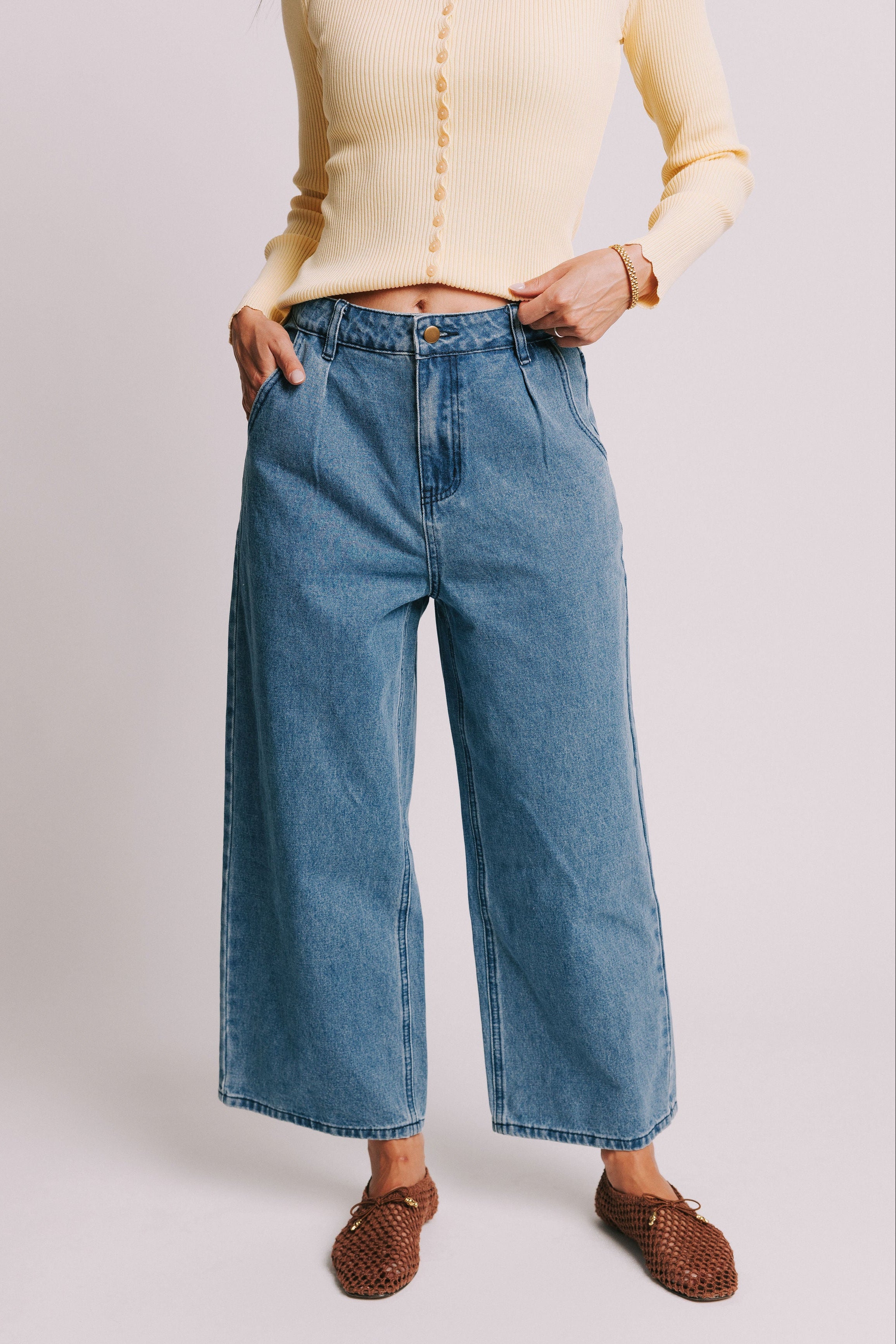 wide leg cropped denim jeans