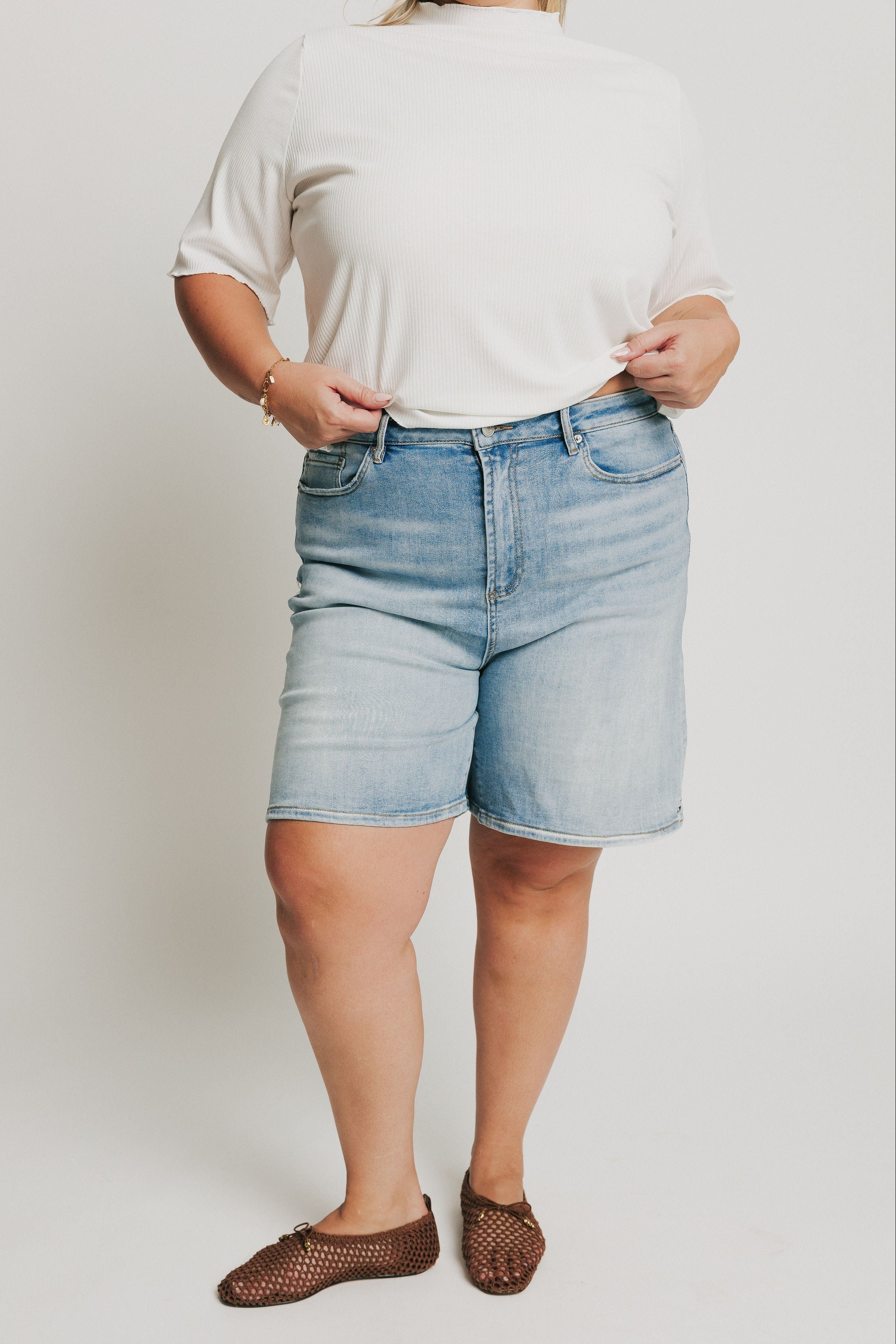 wide leg light wash denim shorts