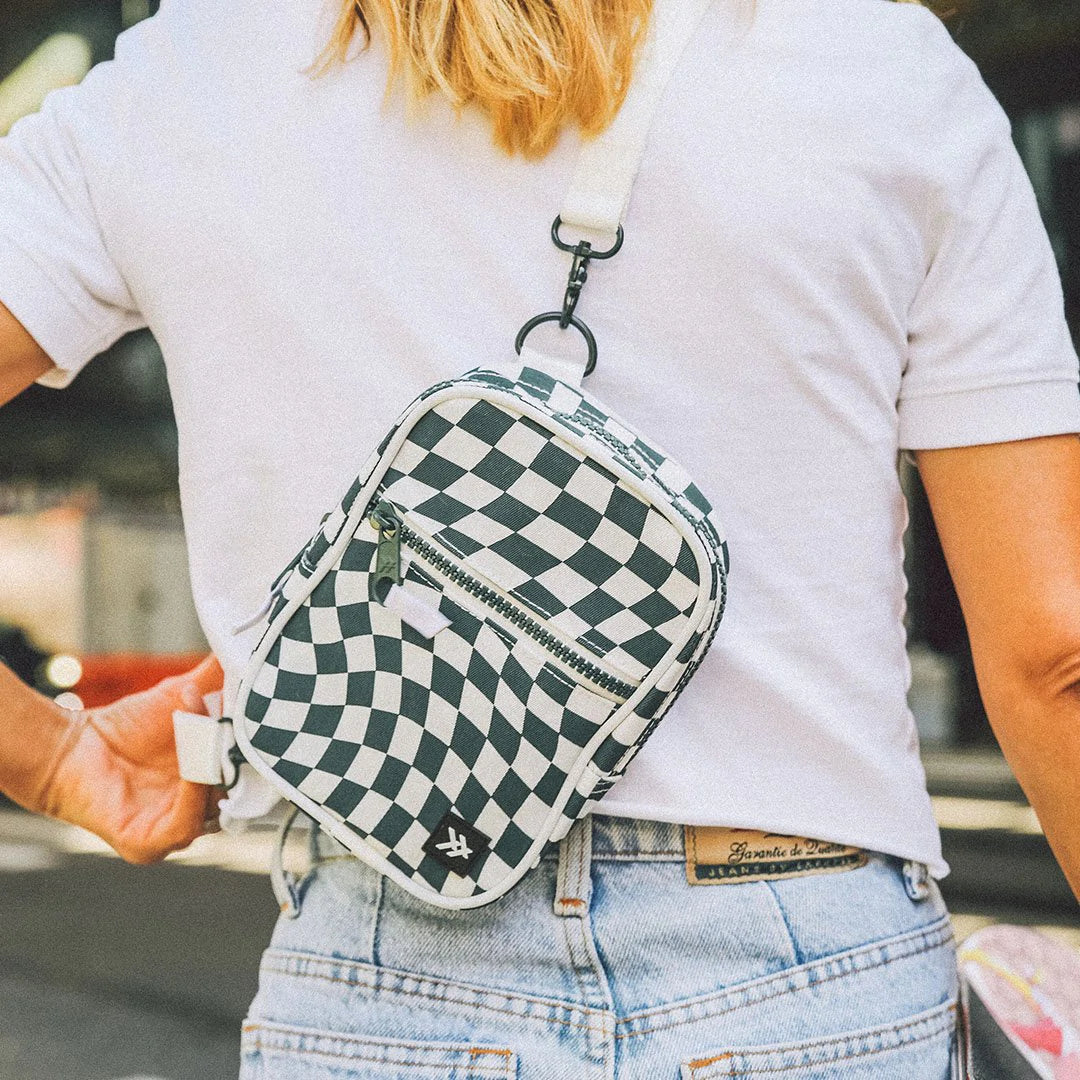 Thread crossbody bag Clearance