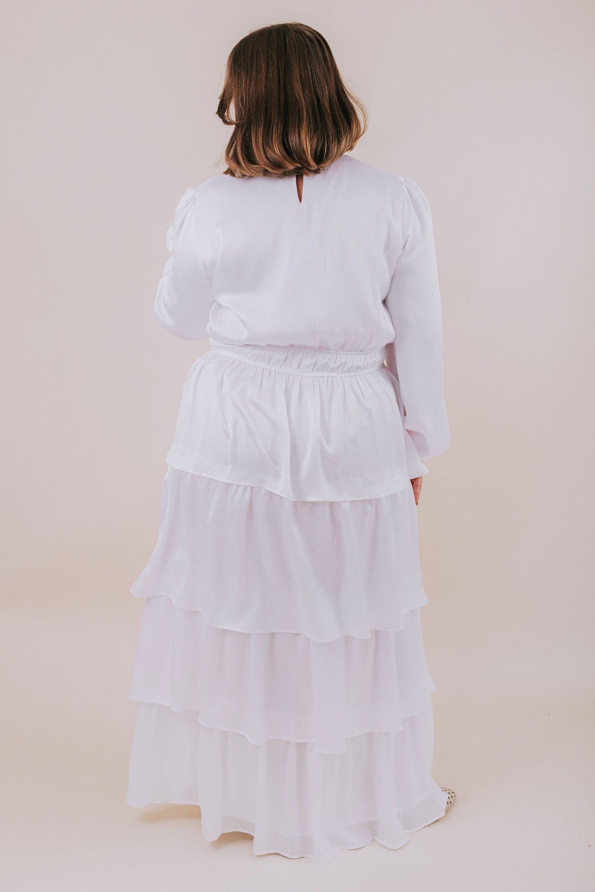 PLUS SIZE - The White: Whitney 