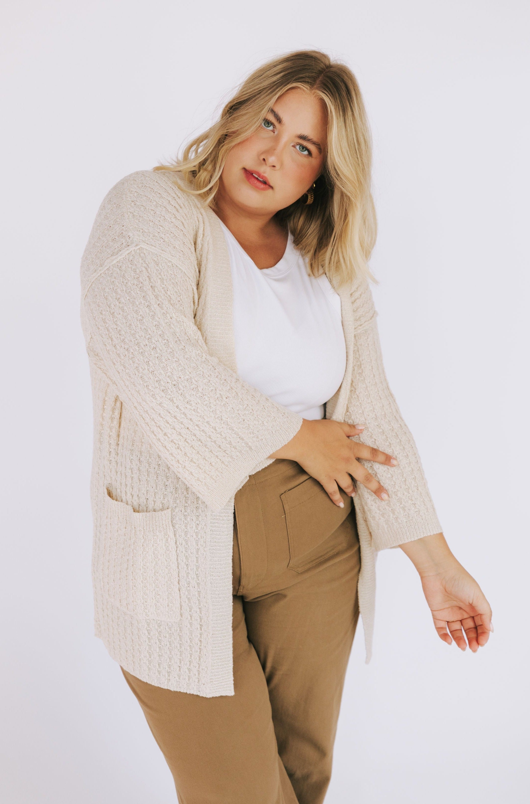 PLUS SIZE - On The Fence Cardigan